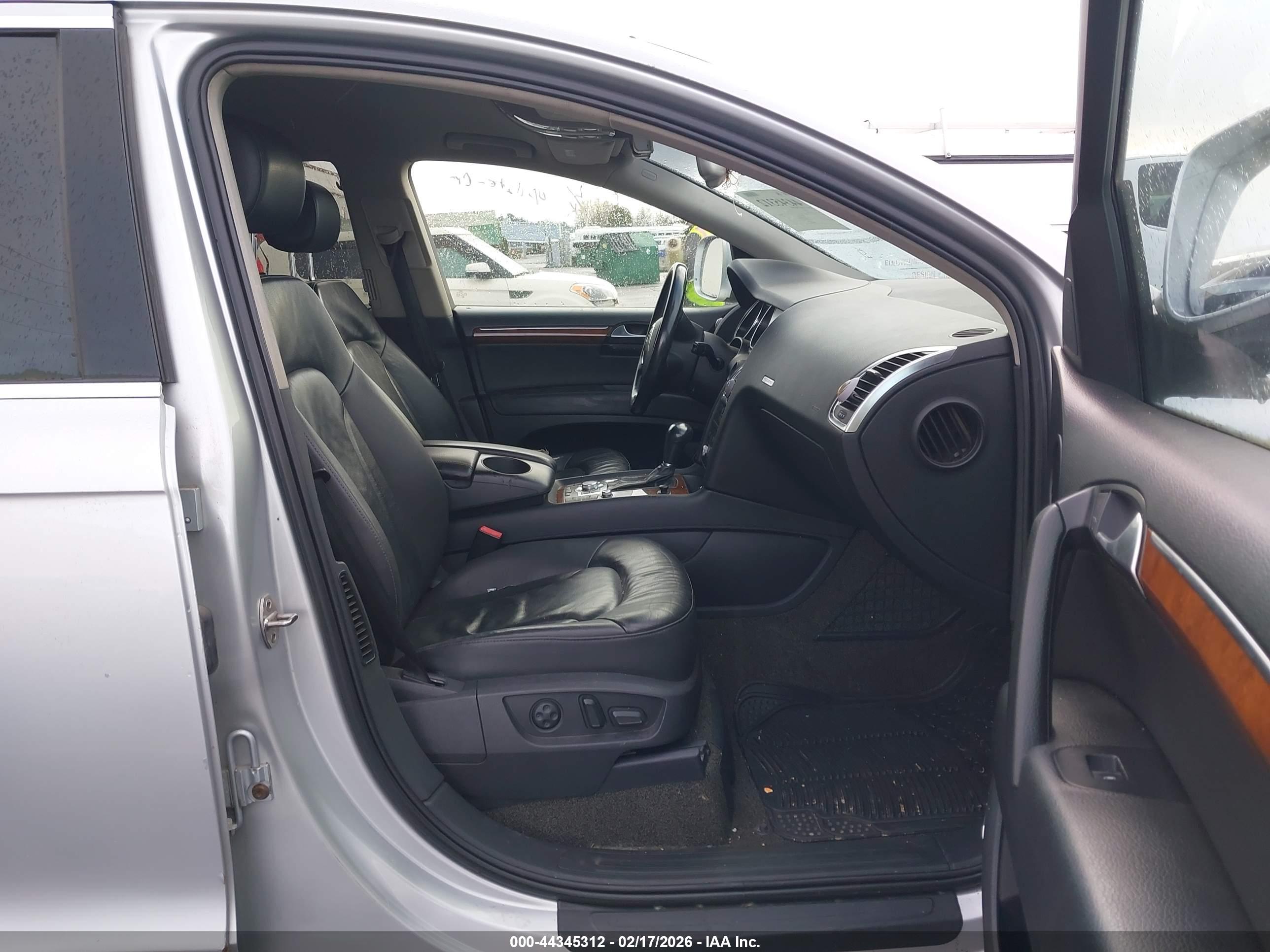 AUDI Q7 image 5