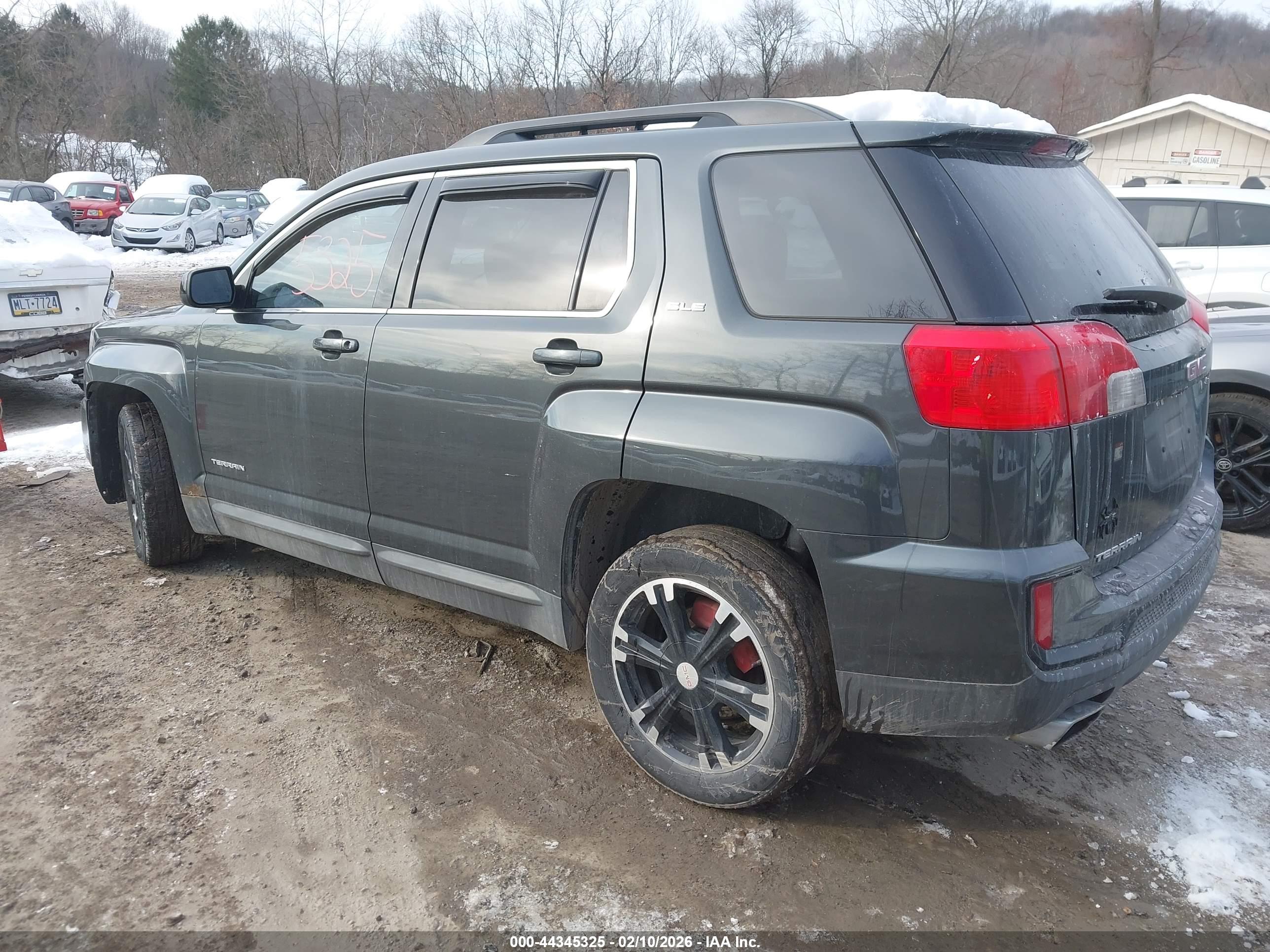 GMC TERRAIN image 3