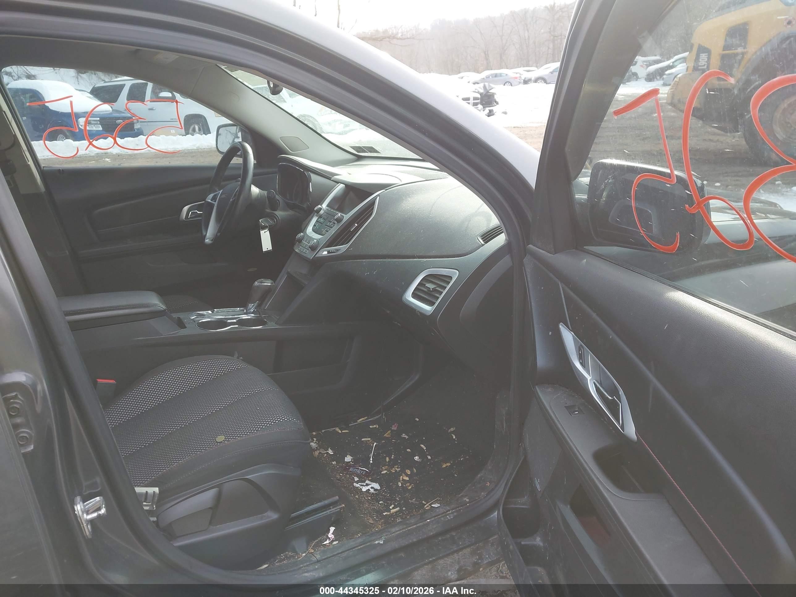 GMC TERRAIN image 5