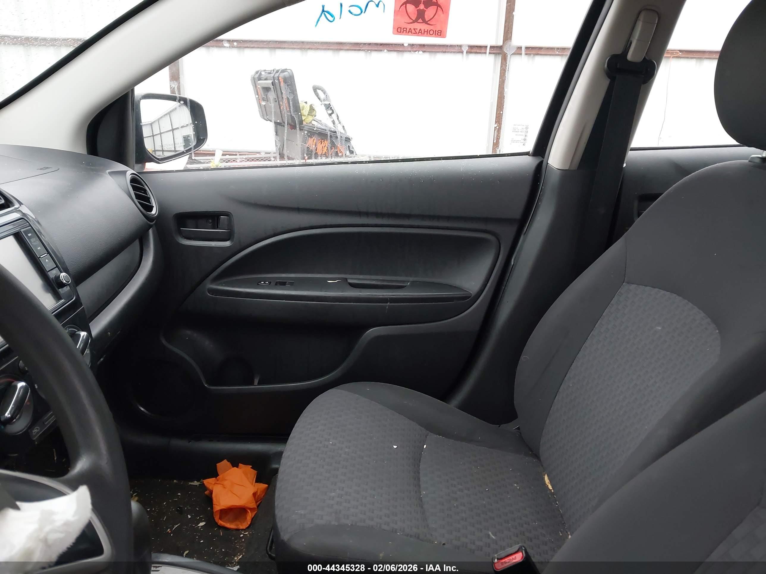 MITSUBISHI MIRAGE image 5