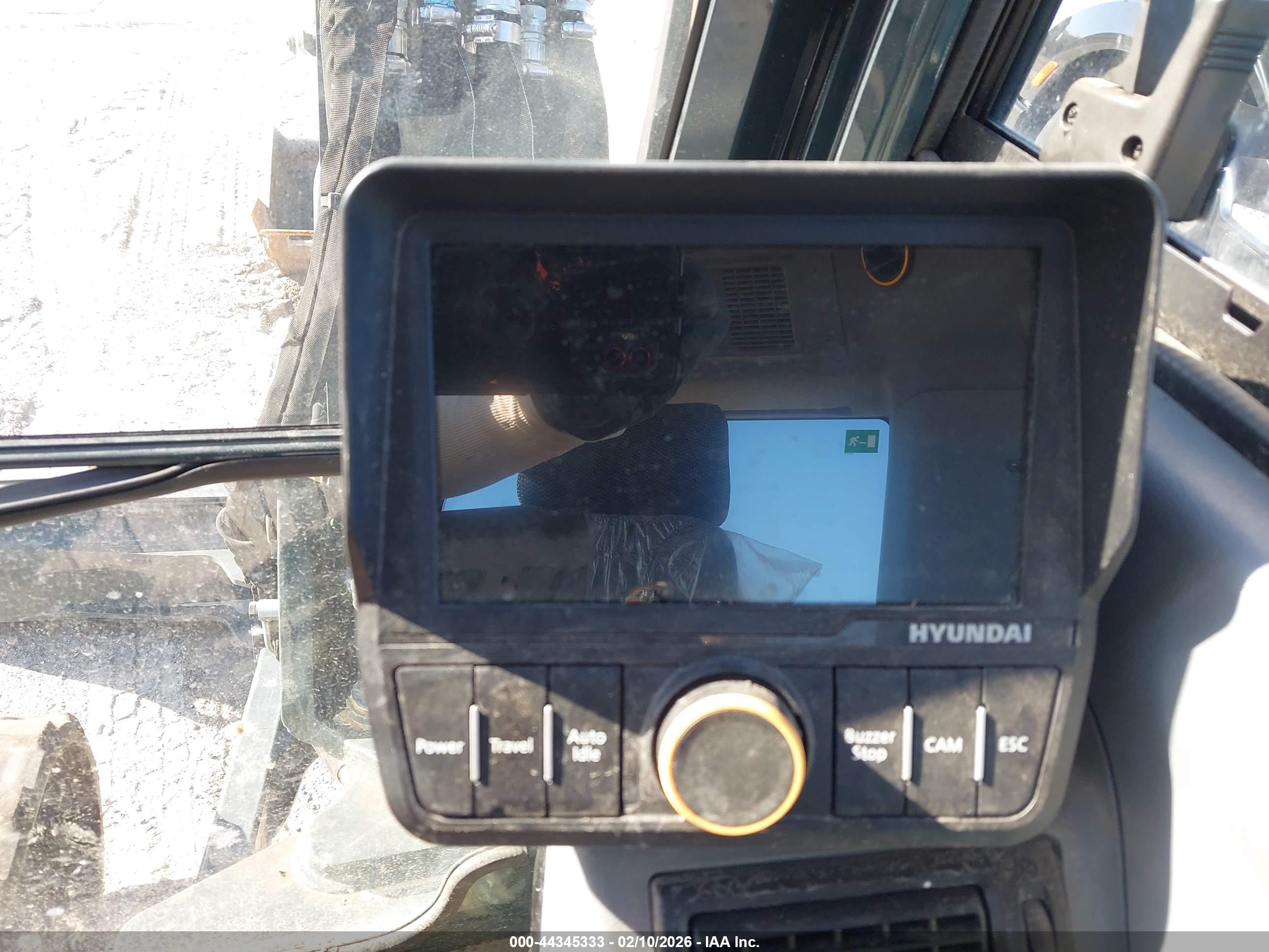 HYUNDAI HX60AN image 7