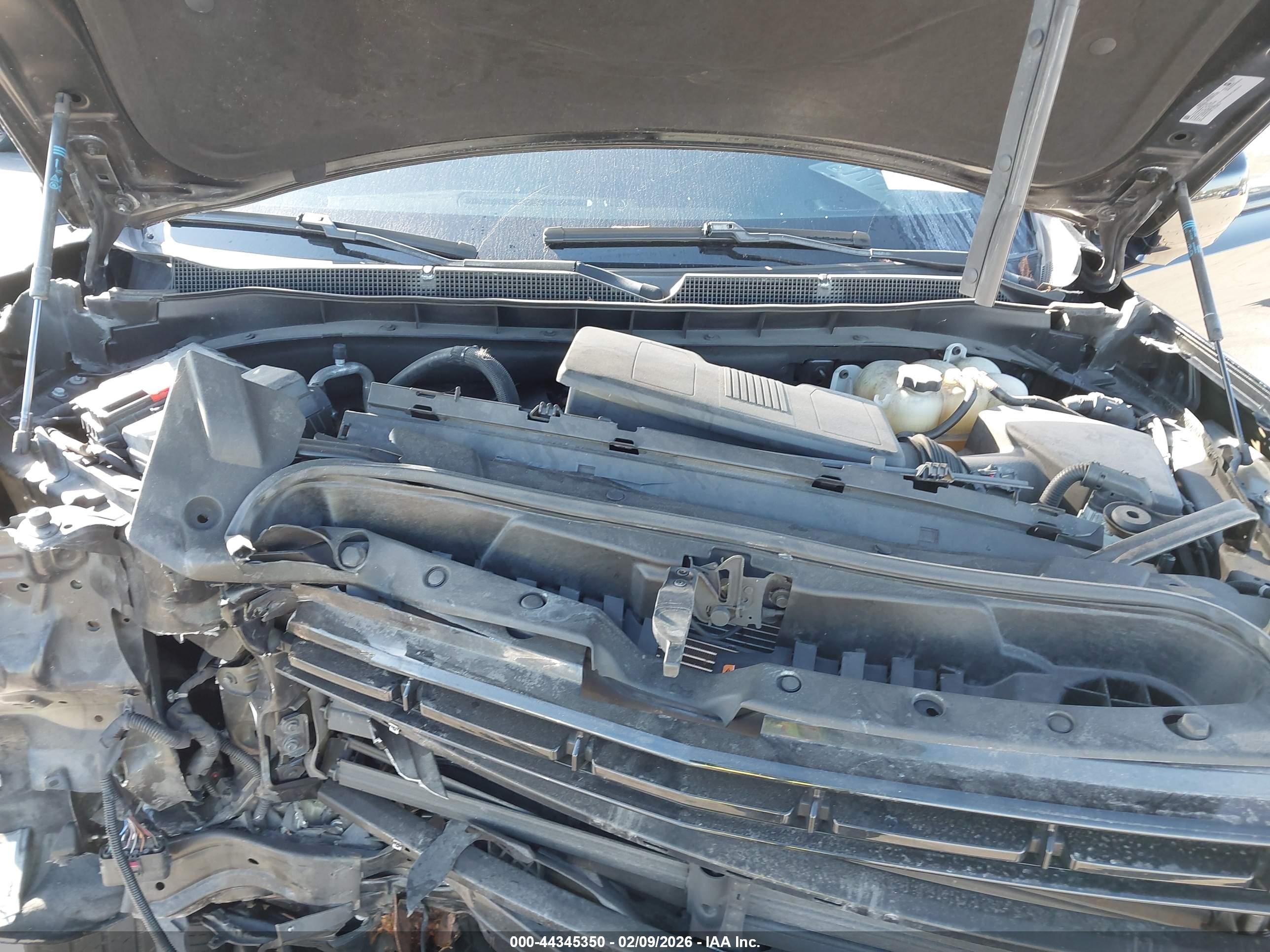 CHEVROLET TAHOE image 10