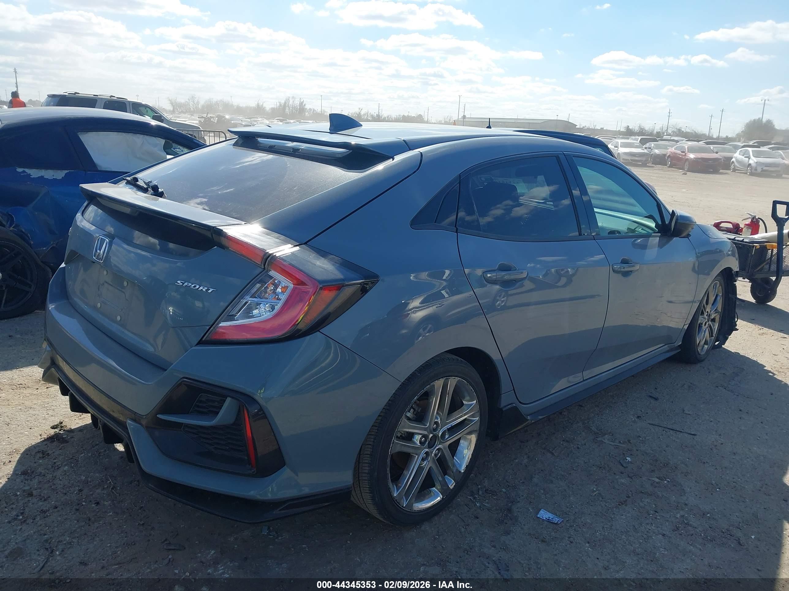 HONDA CIVIC image 4