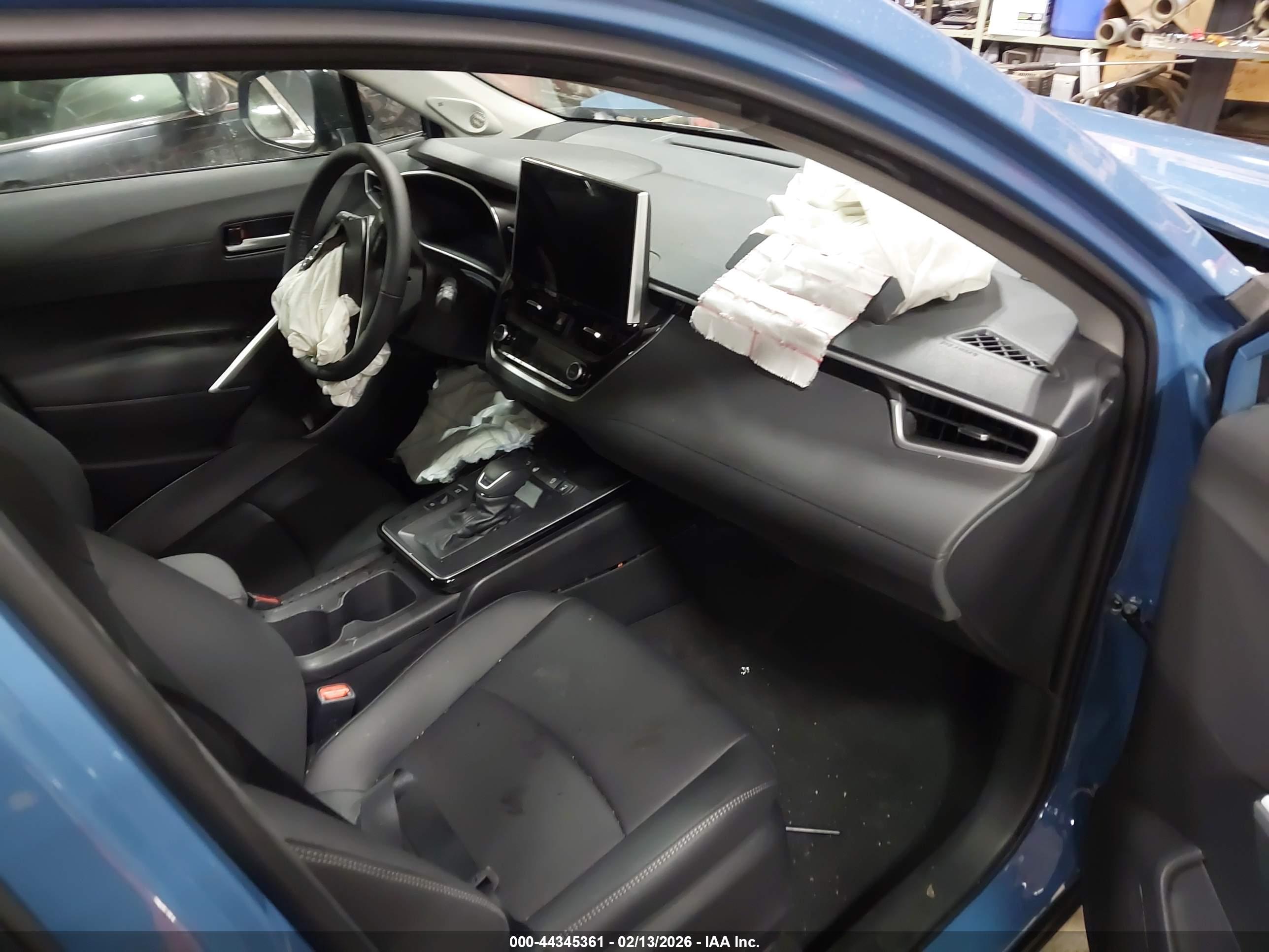 TOYOTA COROLLA image 5