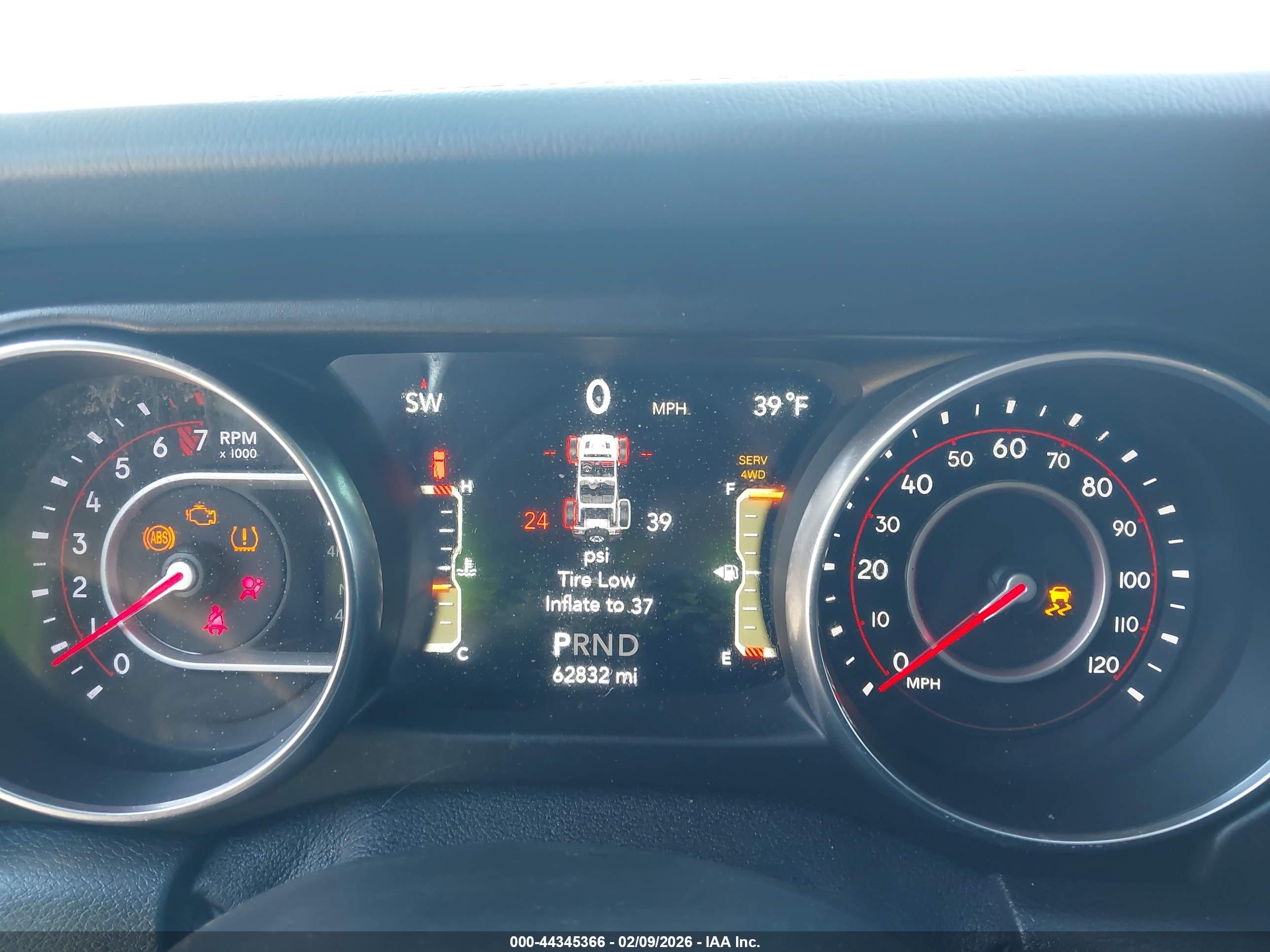 JEEP WRANGLER image 7