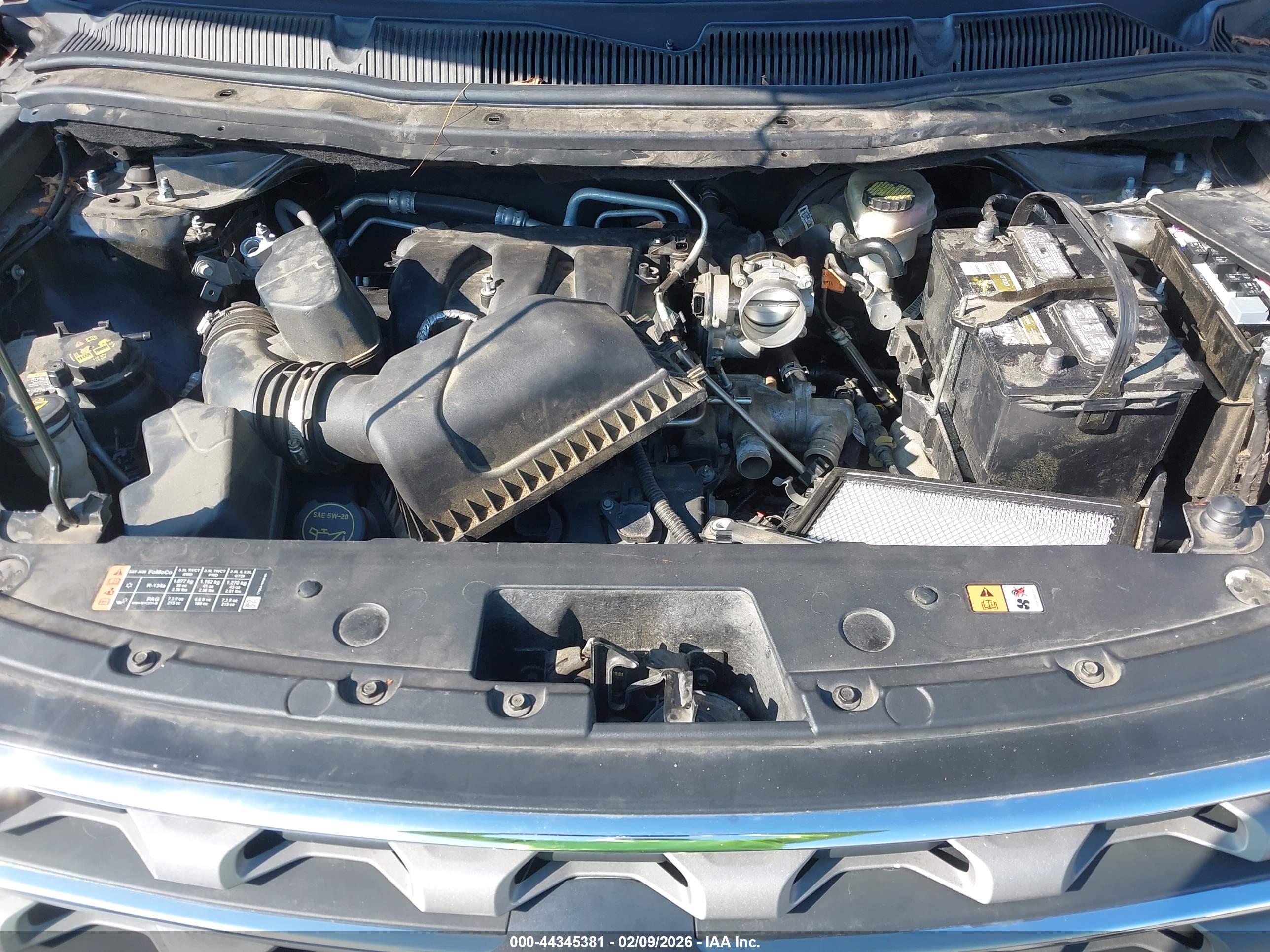 FORD EXPLORER image 10