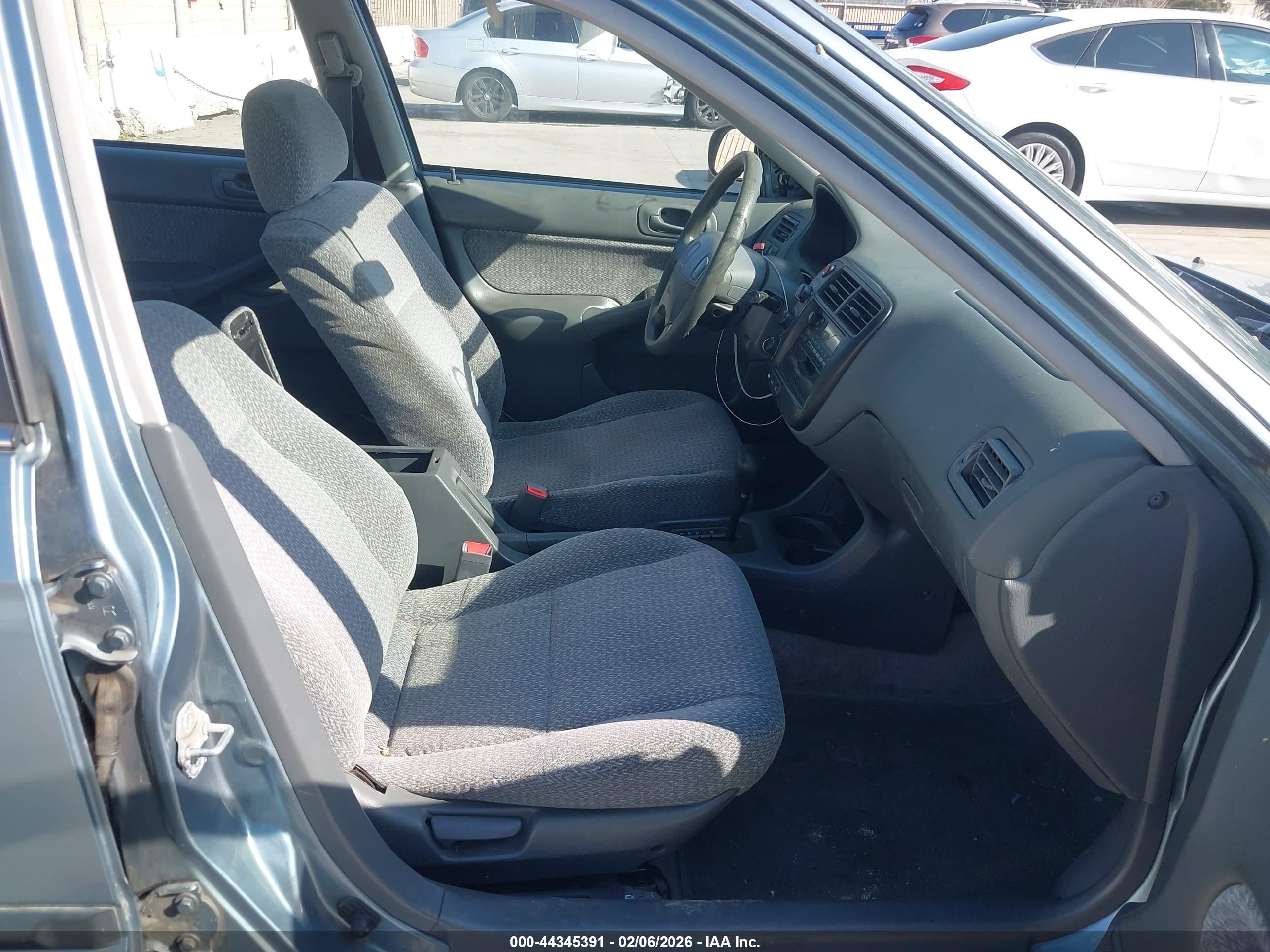 HONDA CIVIC image 5