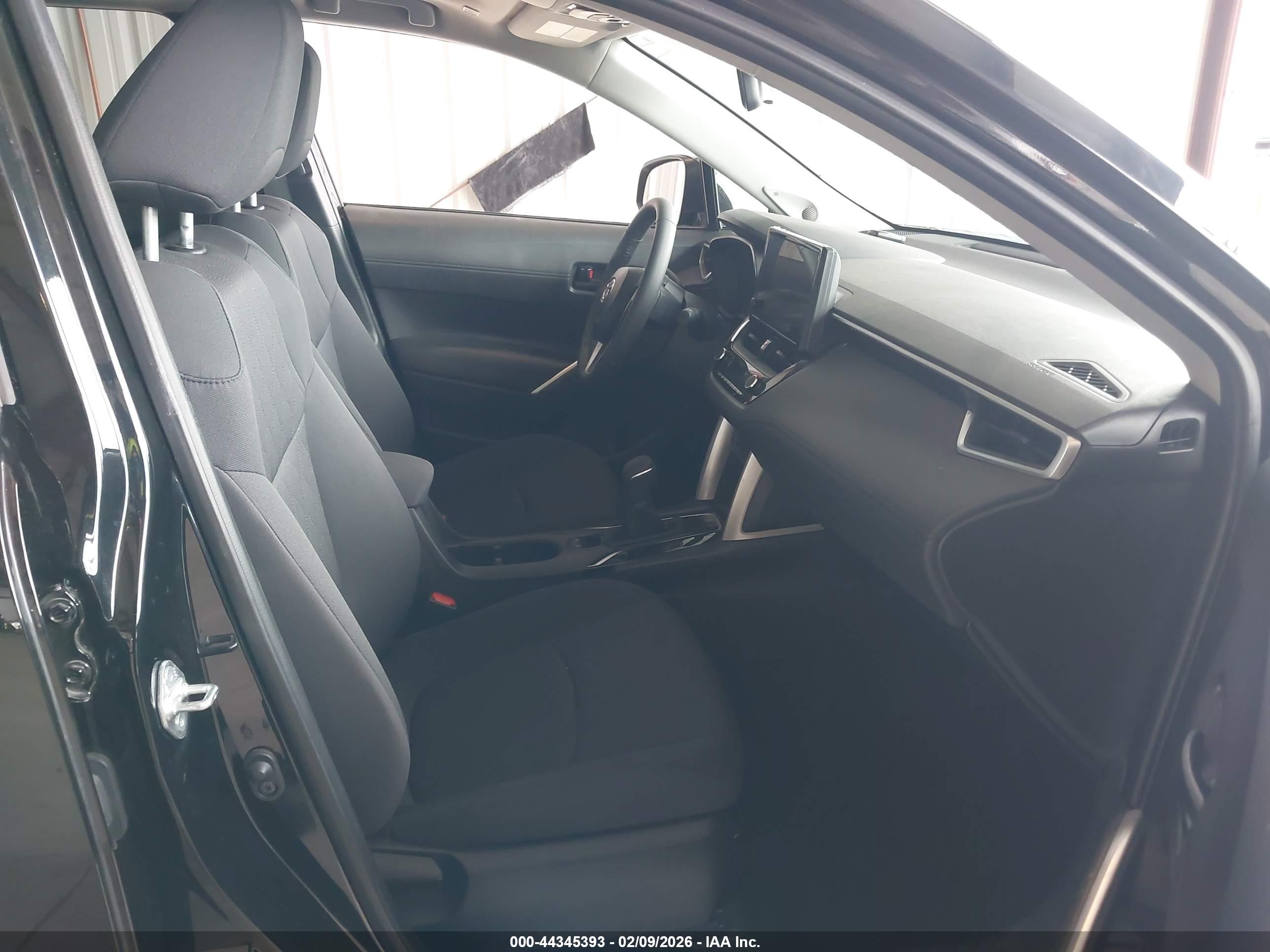 TOYOTA COROLLA image 5