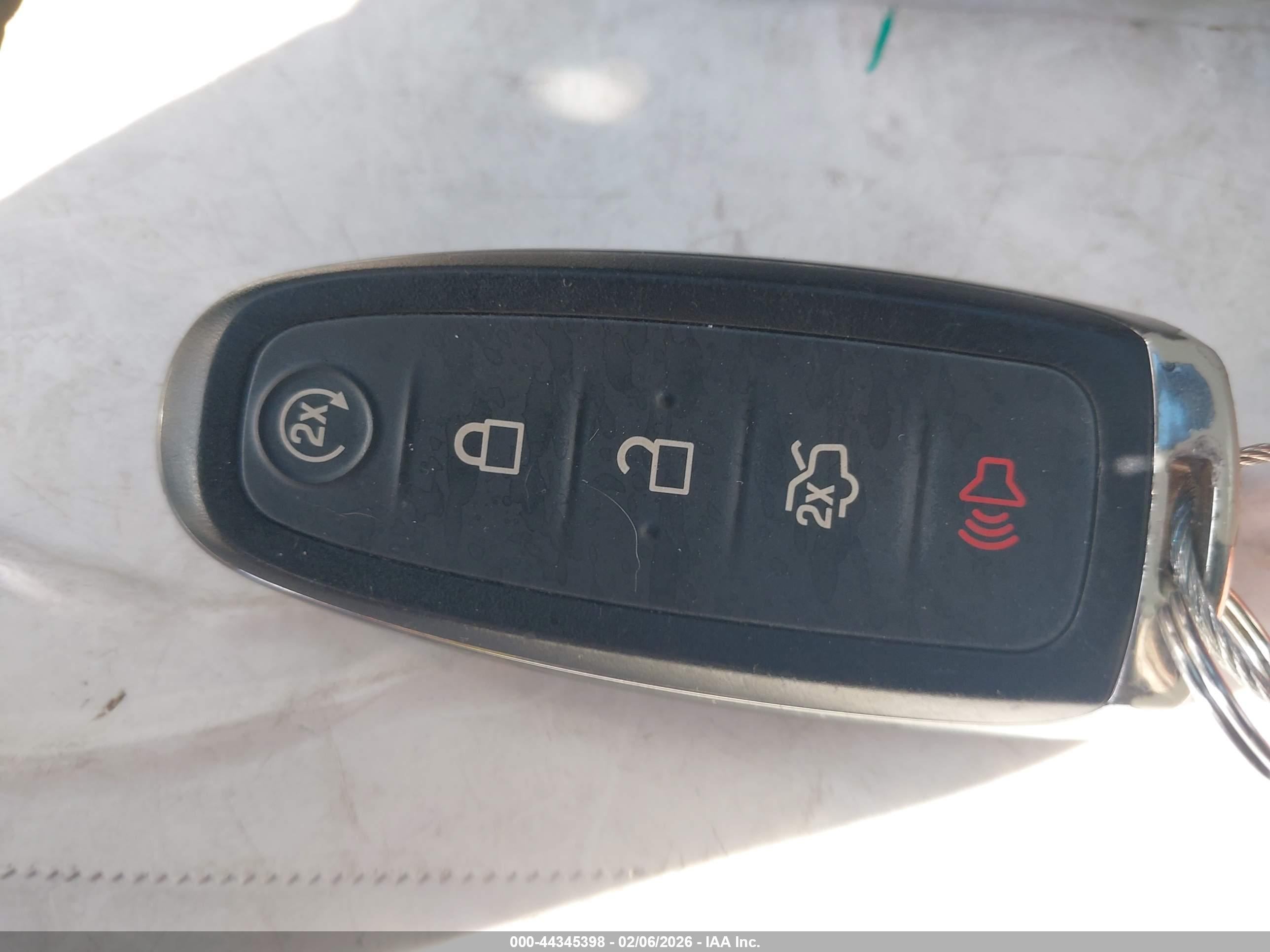 FORD ESCAPE image 11
