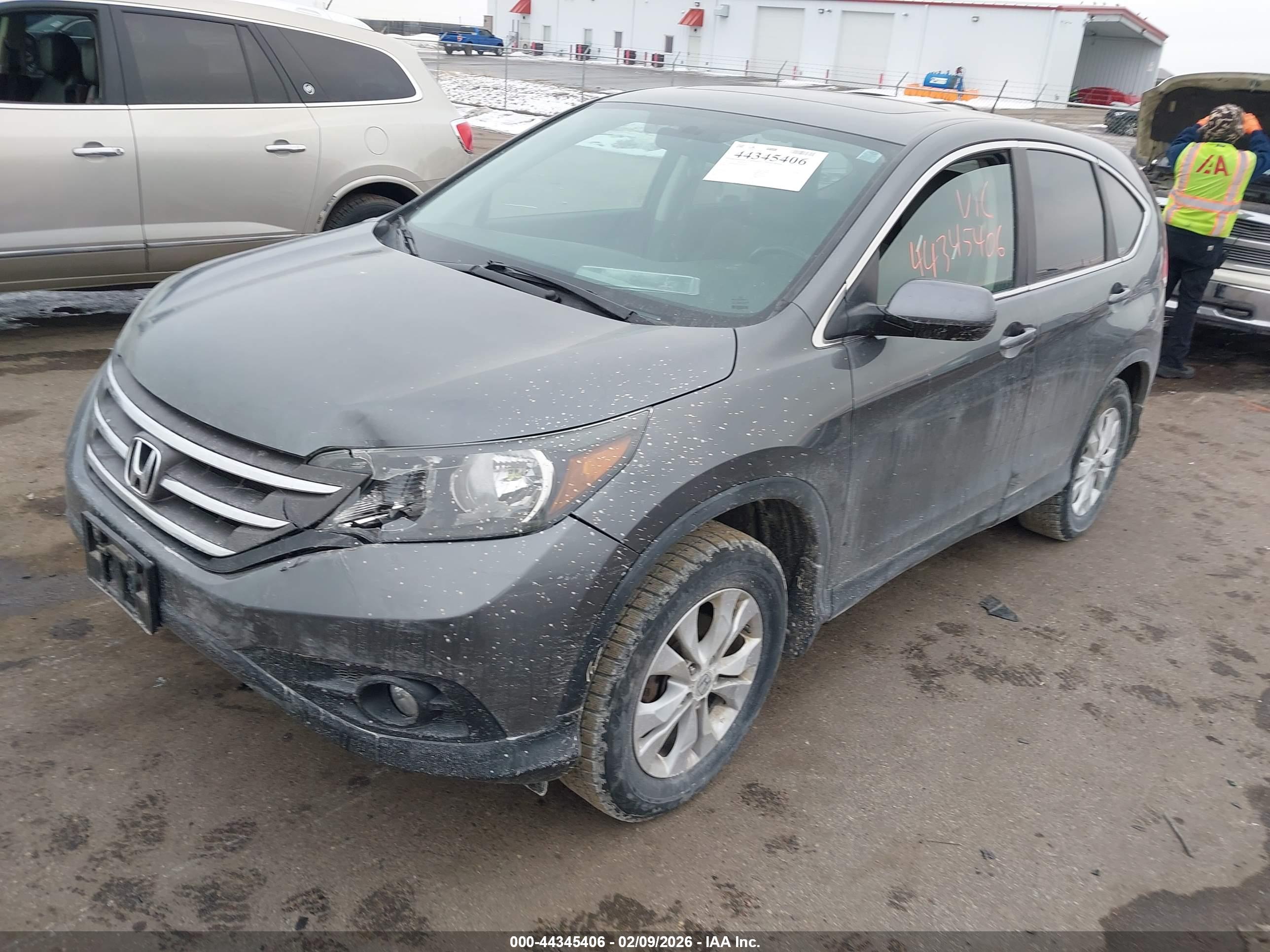 HONDA CR-V image 2