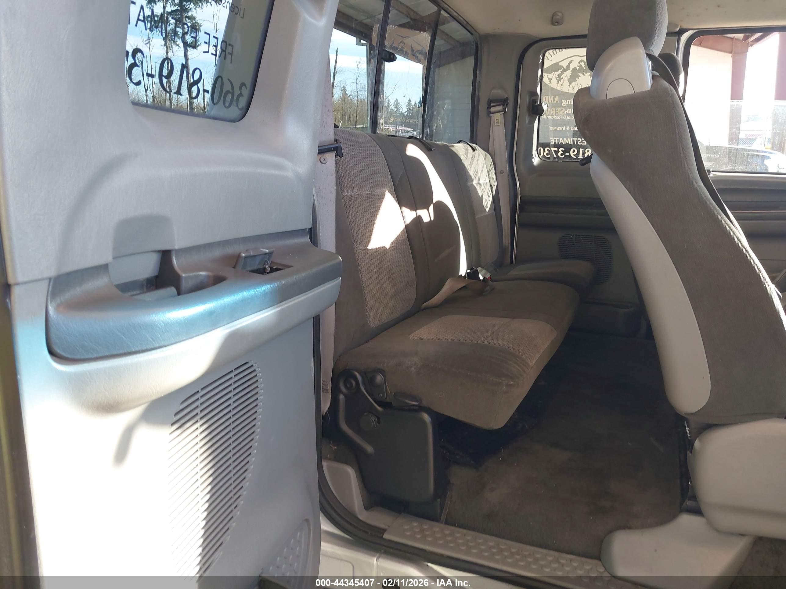 FORD F-250 image 8