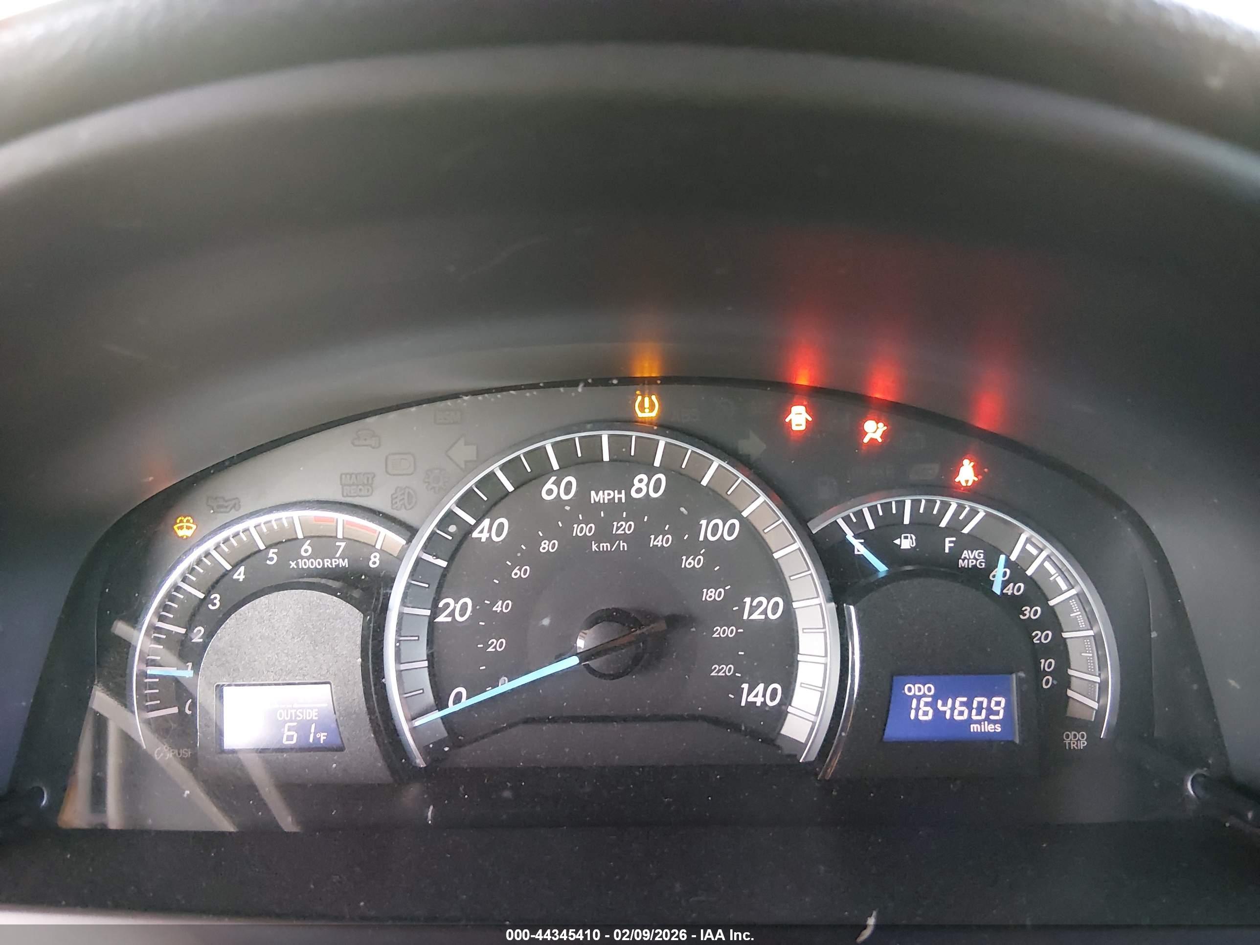 TOYOTA CAMRY image 7