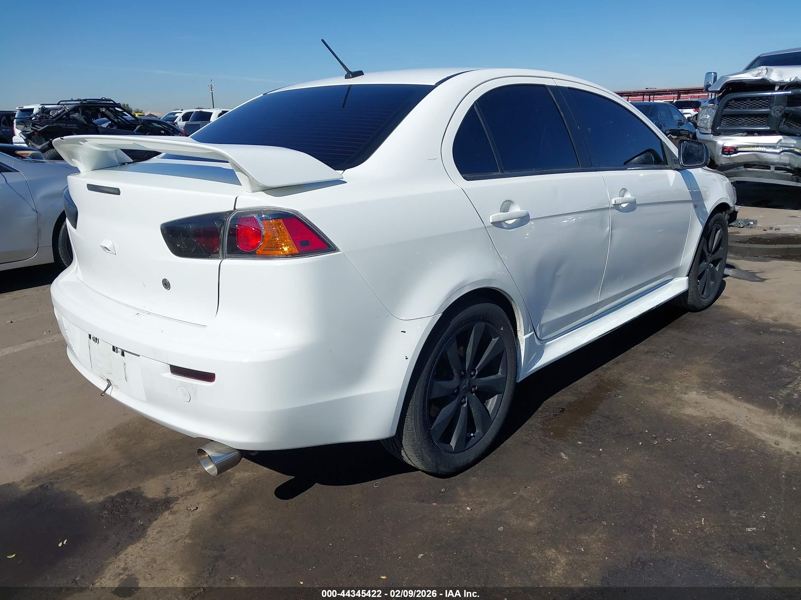 MITSUBISHI LANCER image 4