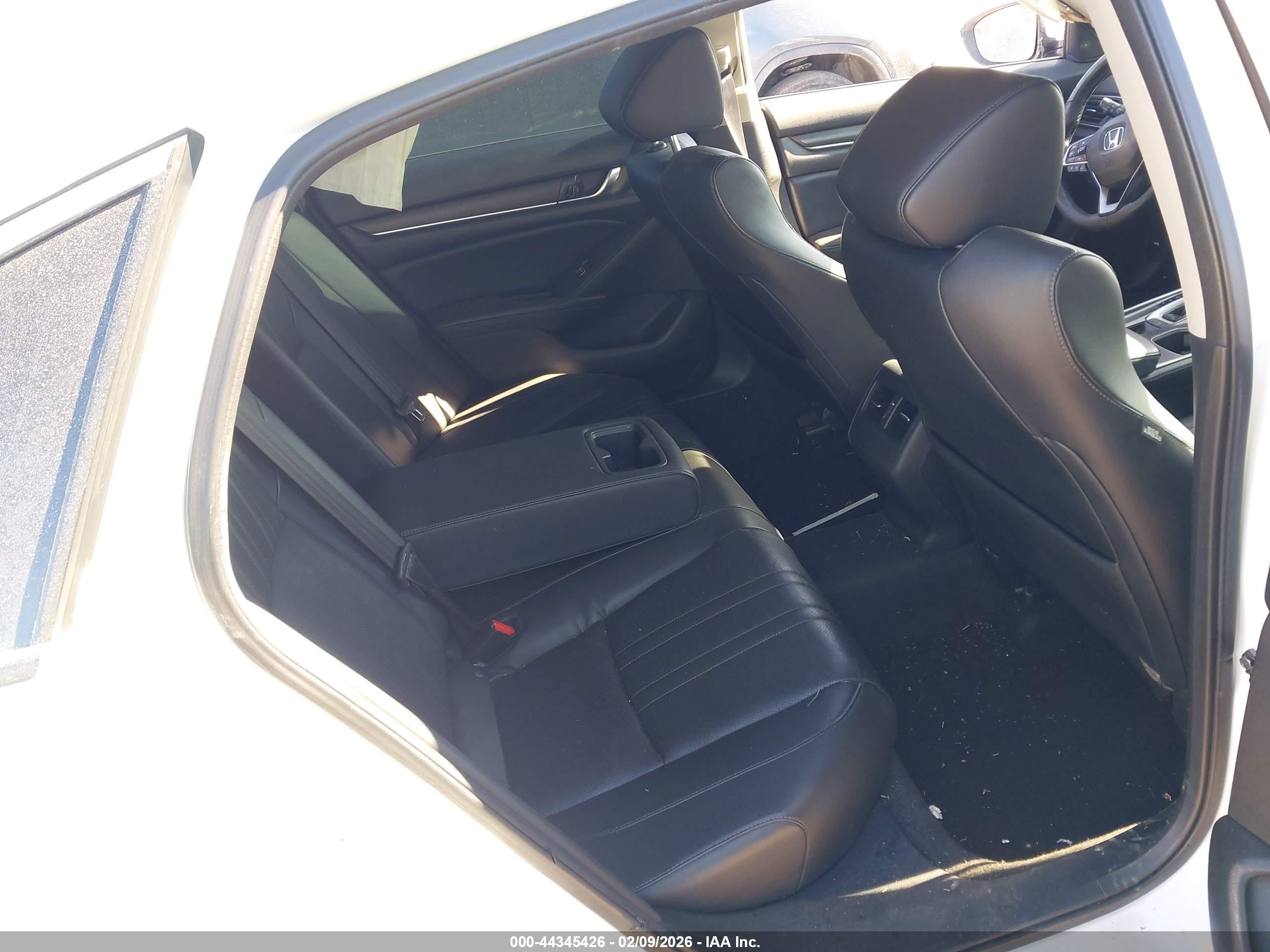 HONDA ACCORD image 8