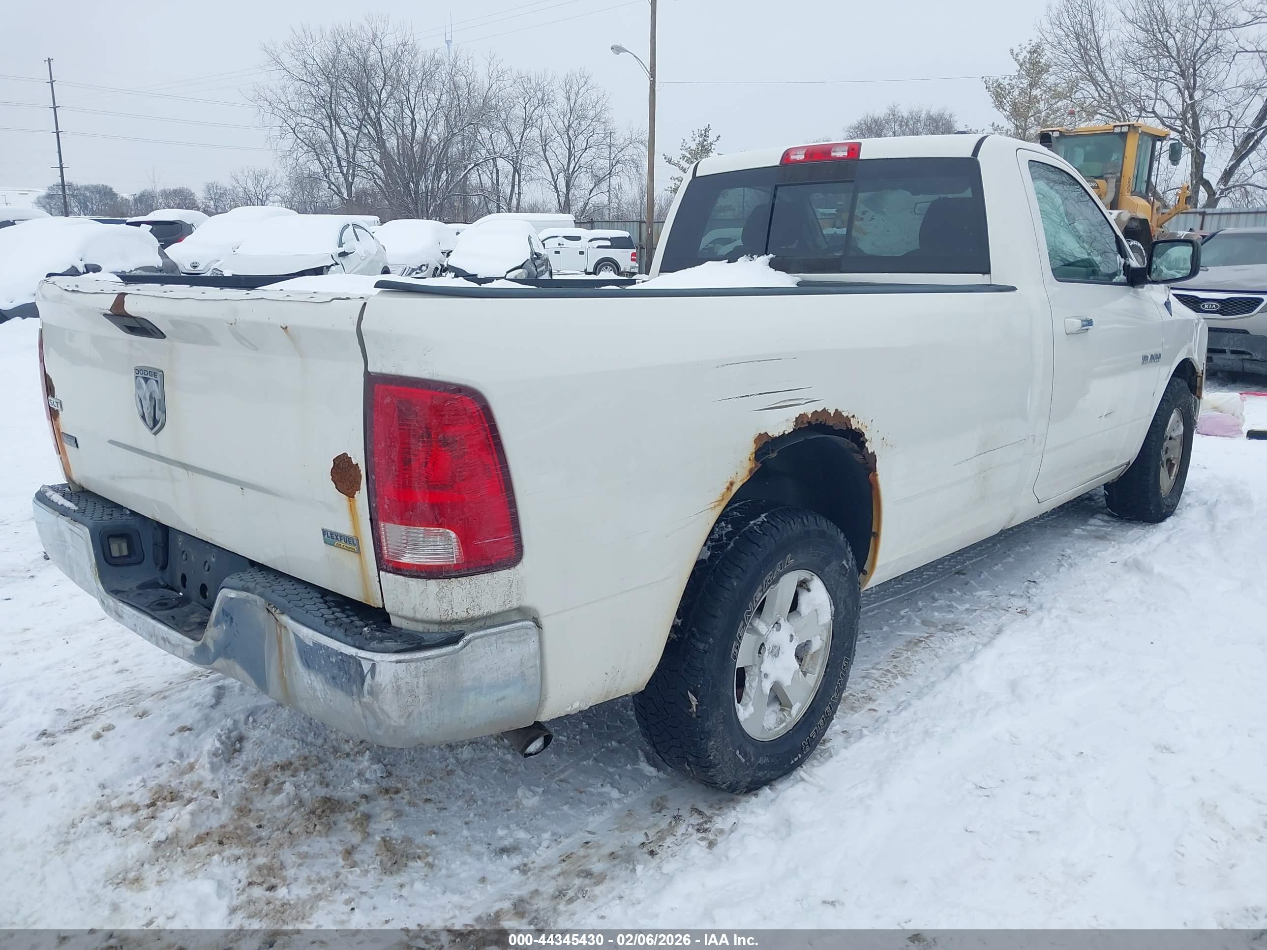 DODGE RAM image 4