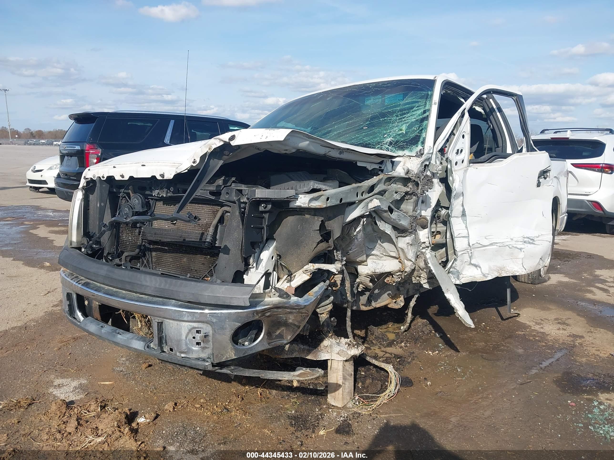 FORD F-150 image 2