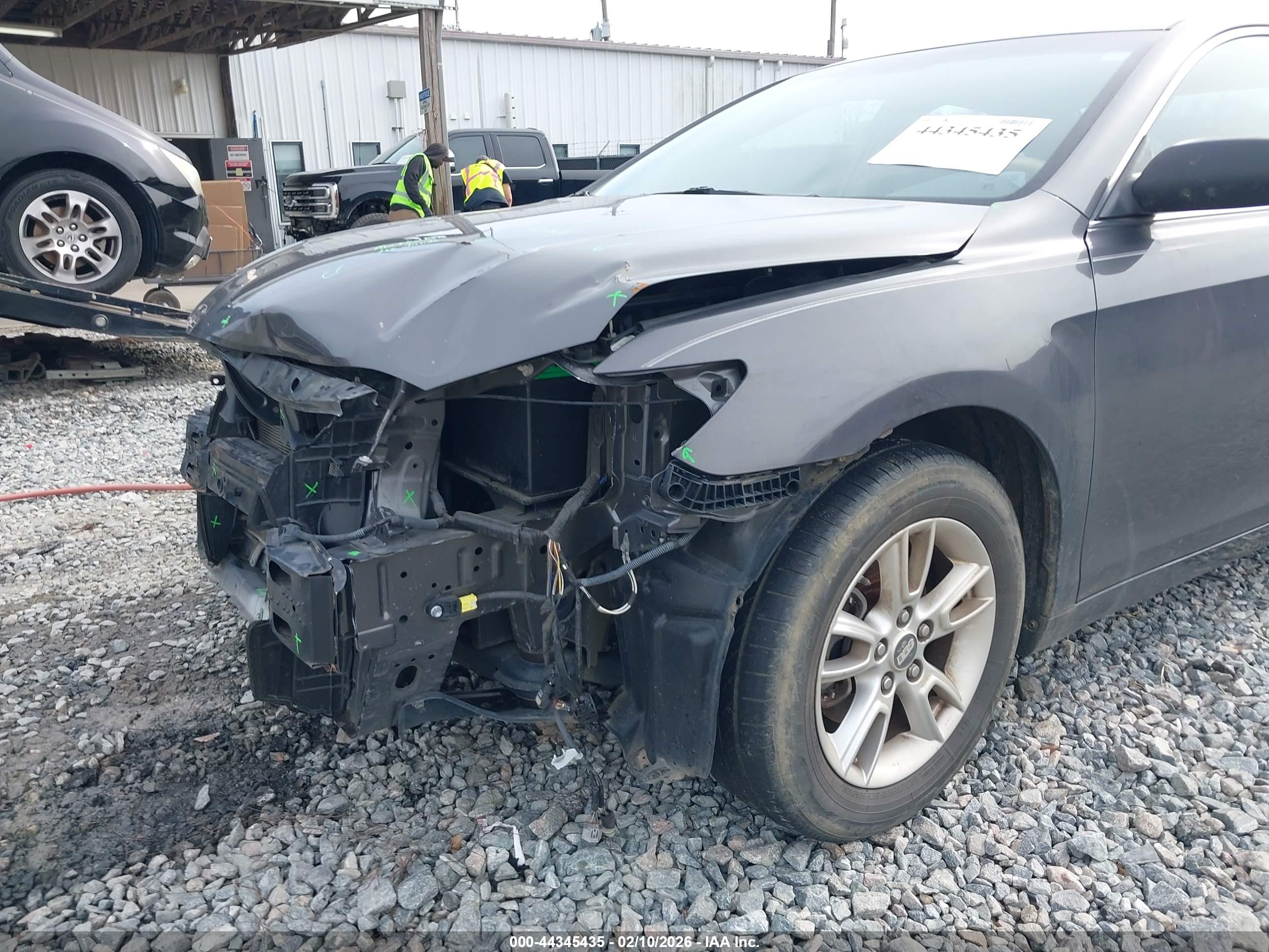 TOYOTA CAMRY image 6