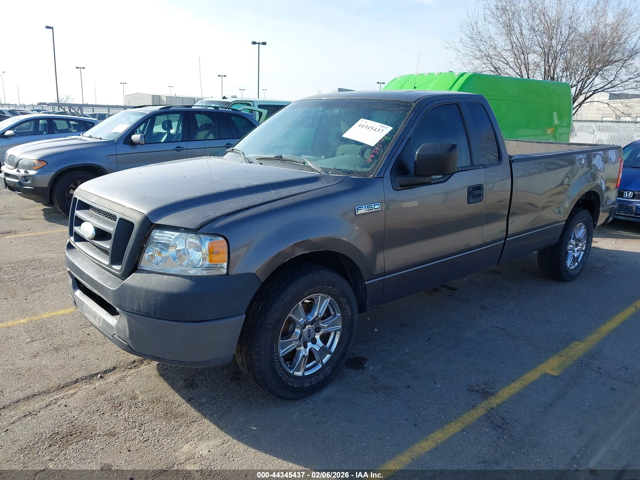 FORD F-150 image 2