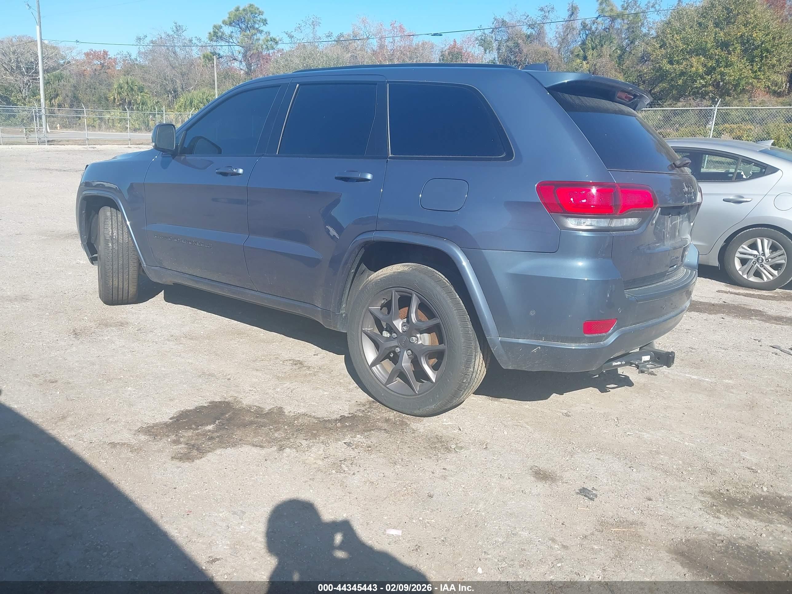 JEEP GRAND image 3