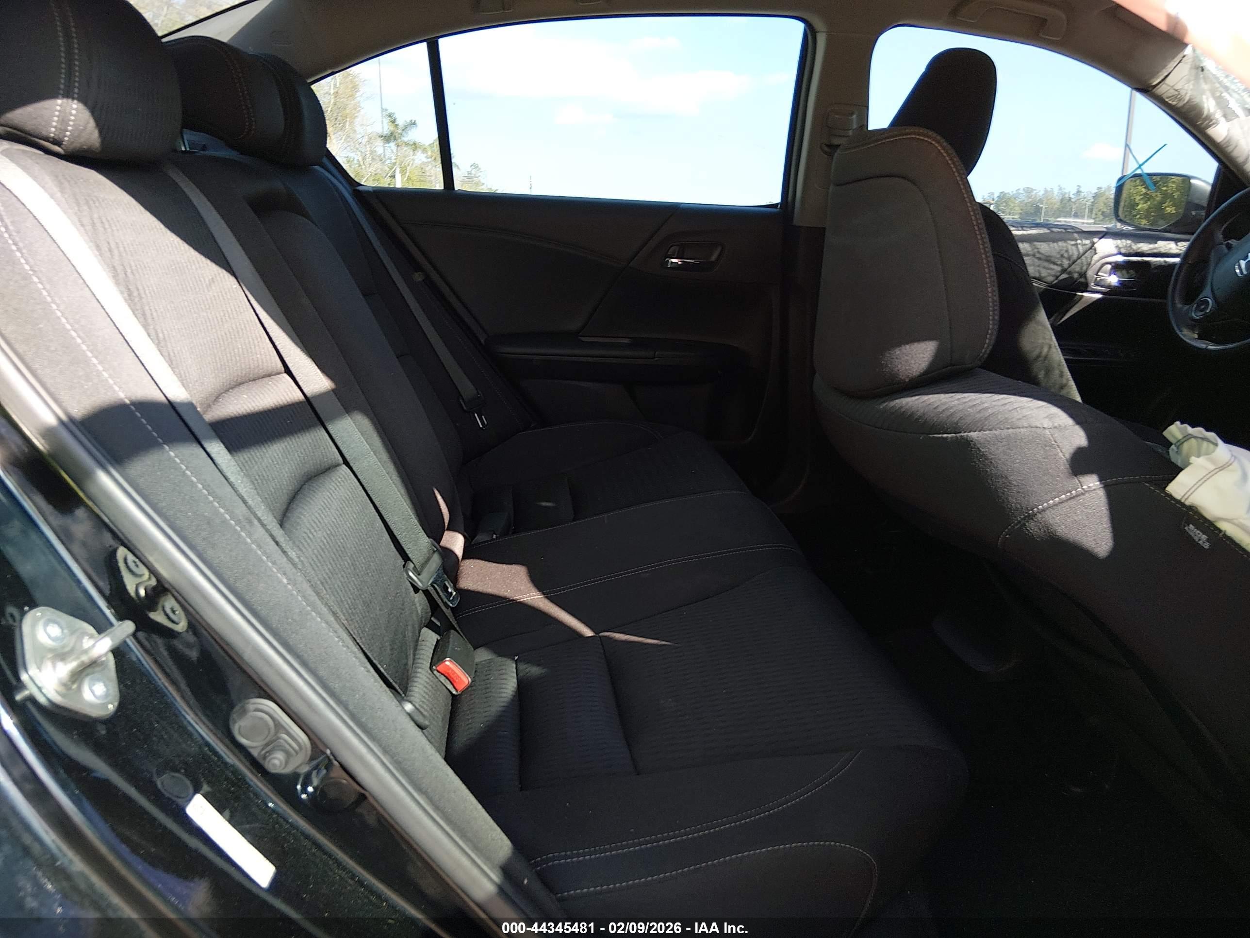 HONDA ACCORD image 8