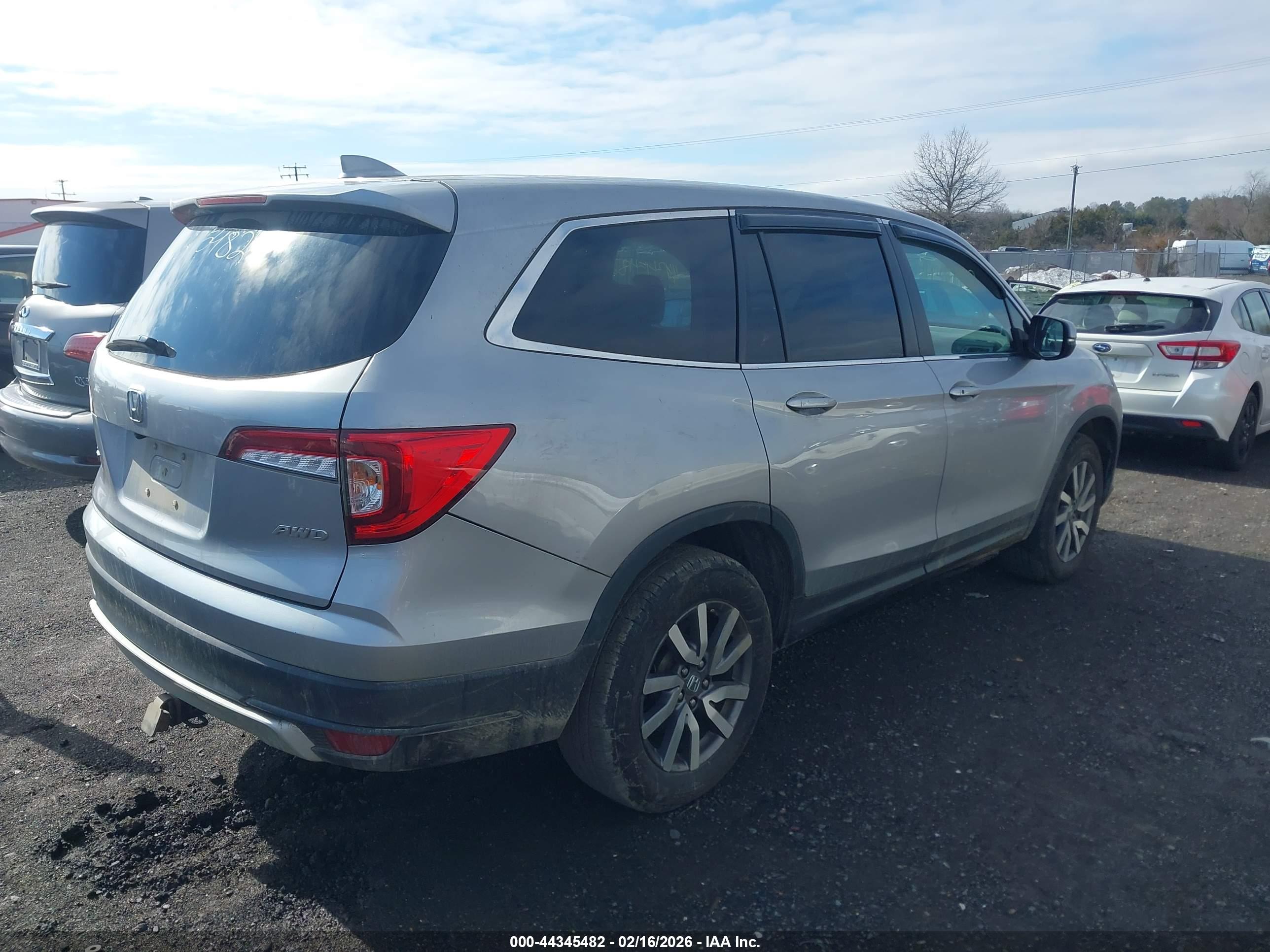 HONDA PILOT image 4