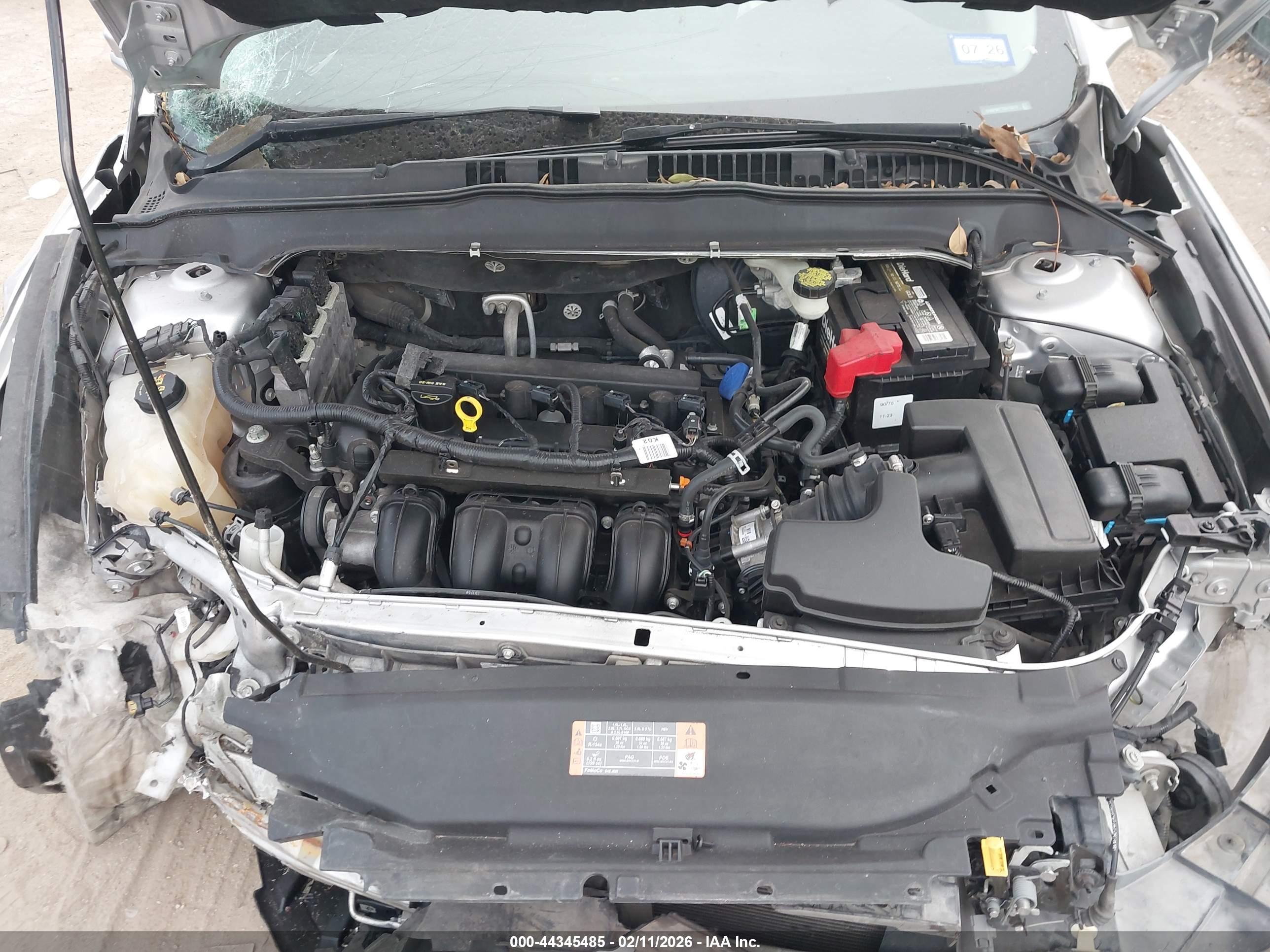 FORD FUSION image 10