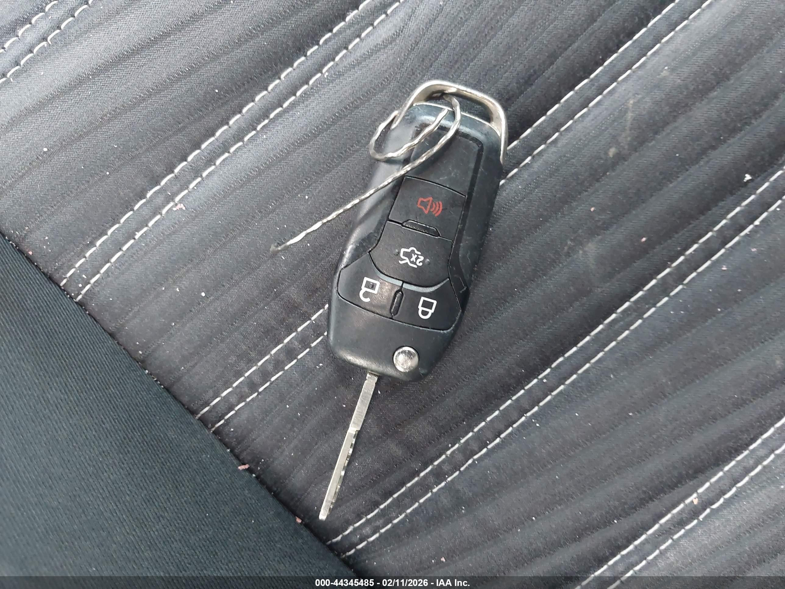 FORD FUSION image 11