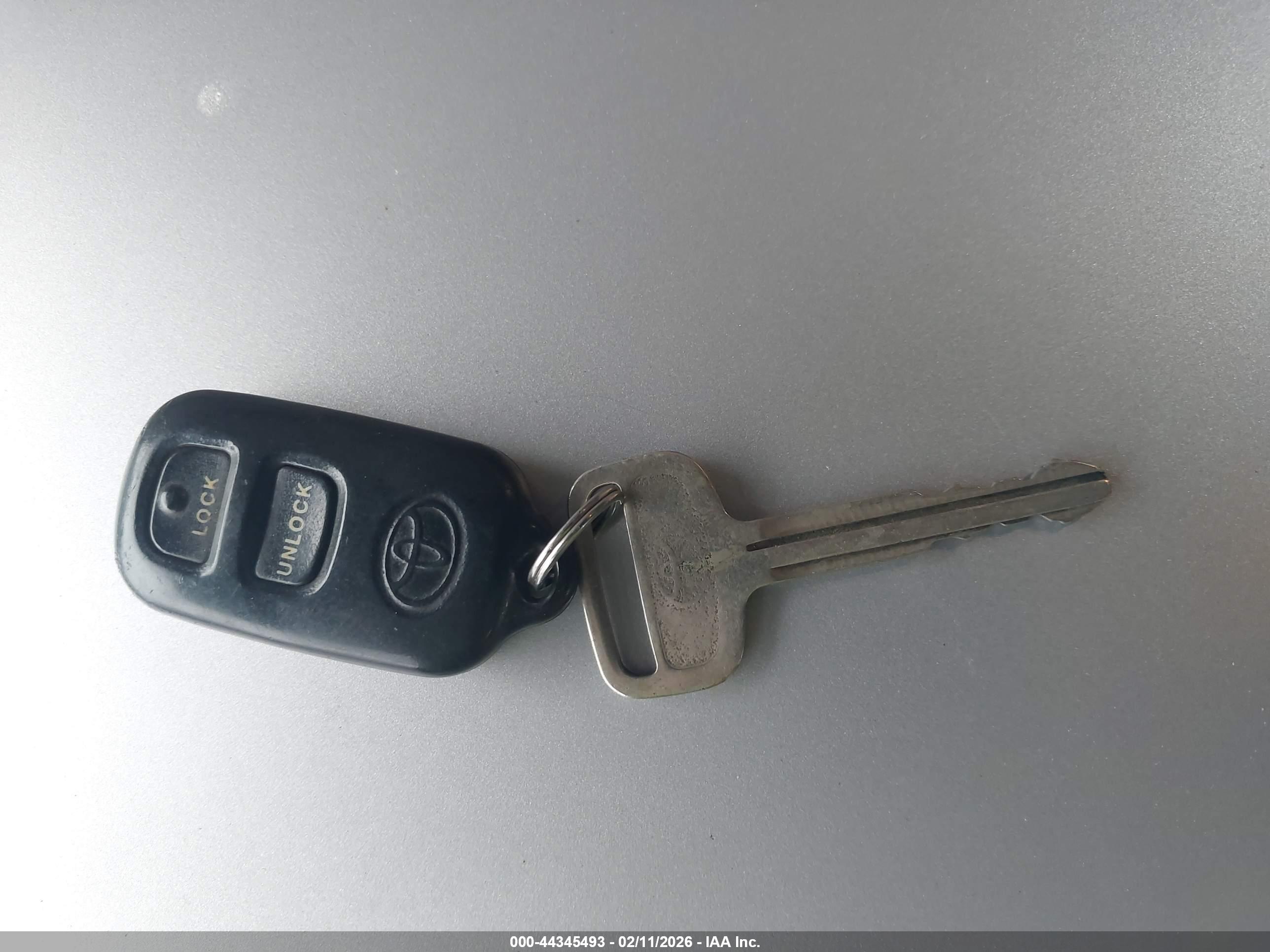 TOYOTA COROLLA image 11