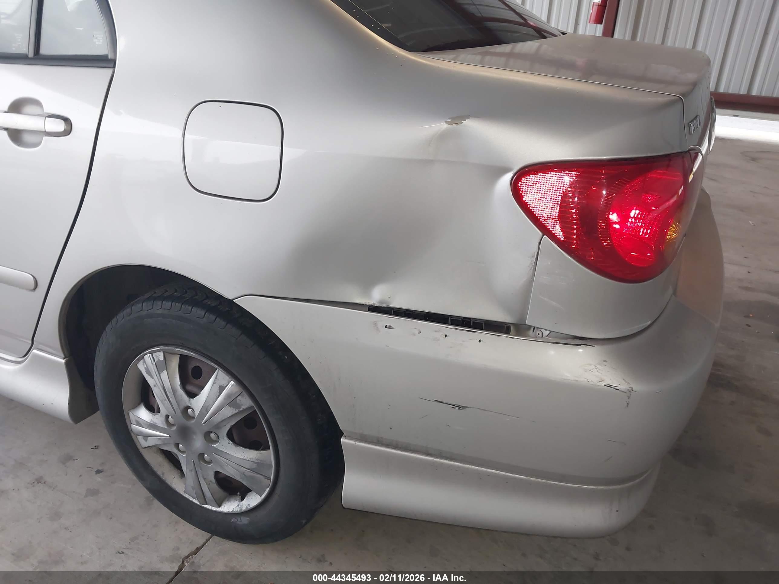 TOYOTA COROLLA image 6