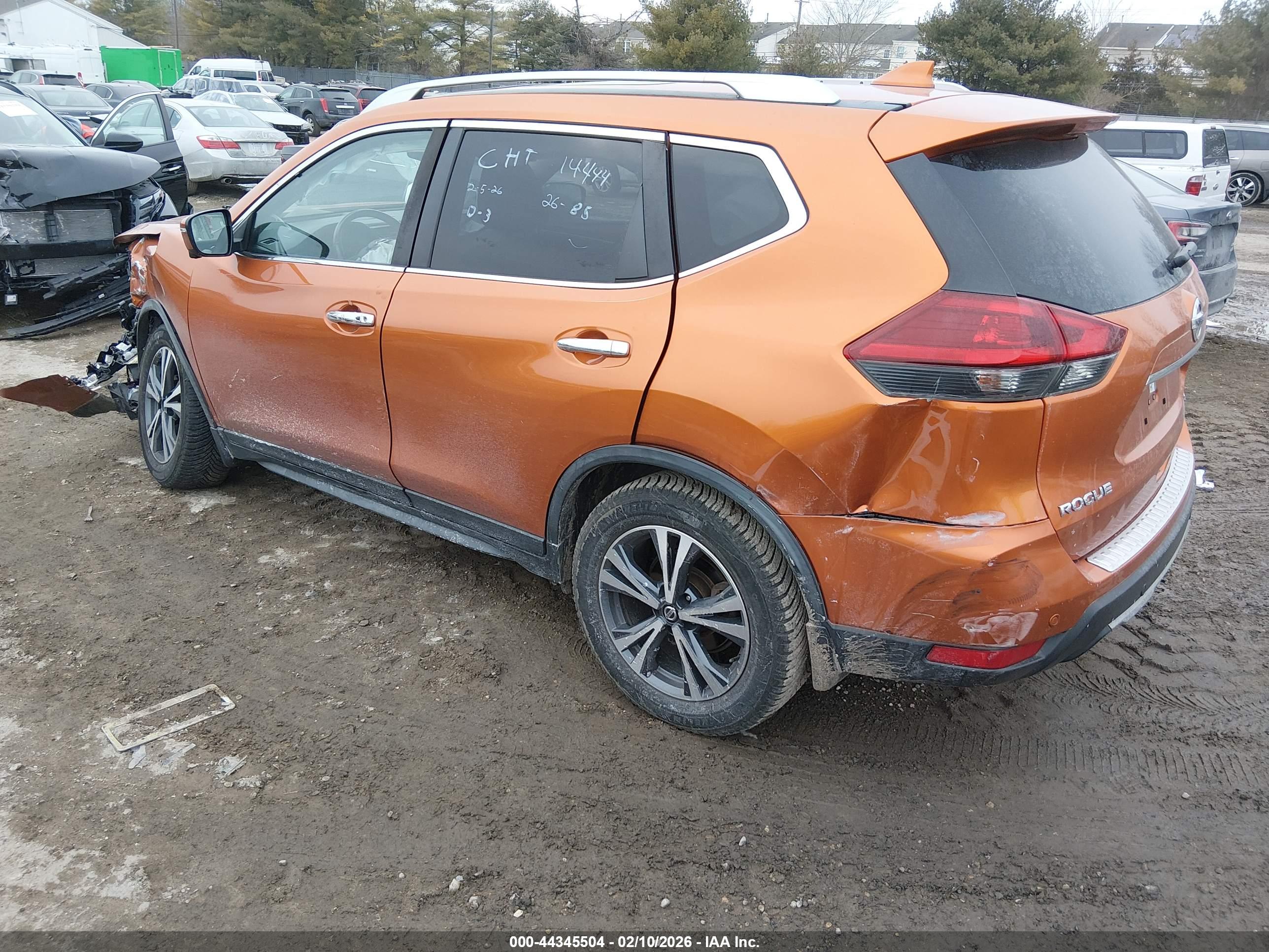 NISSAN ROGUE image 3