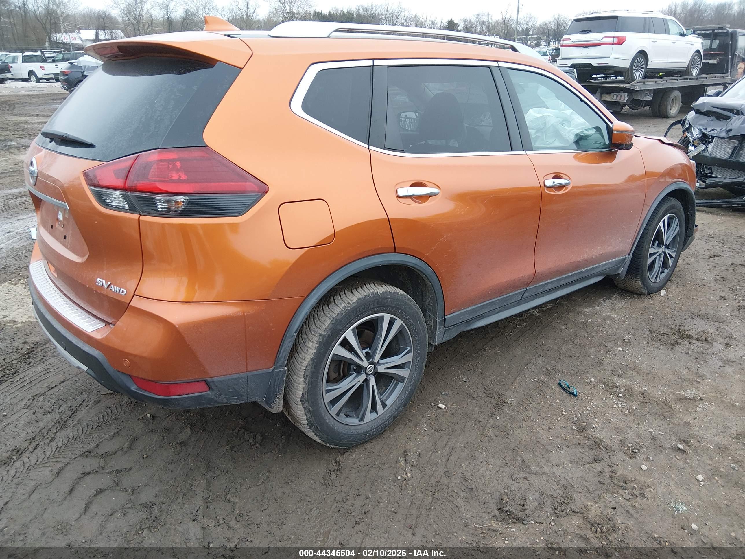 NISSAN ROGUE image 4