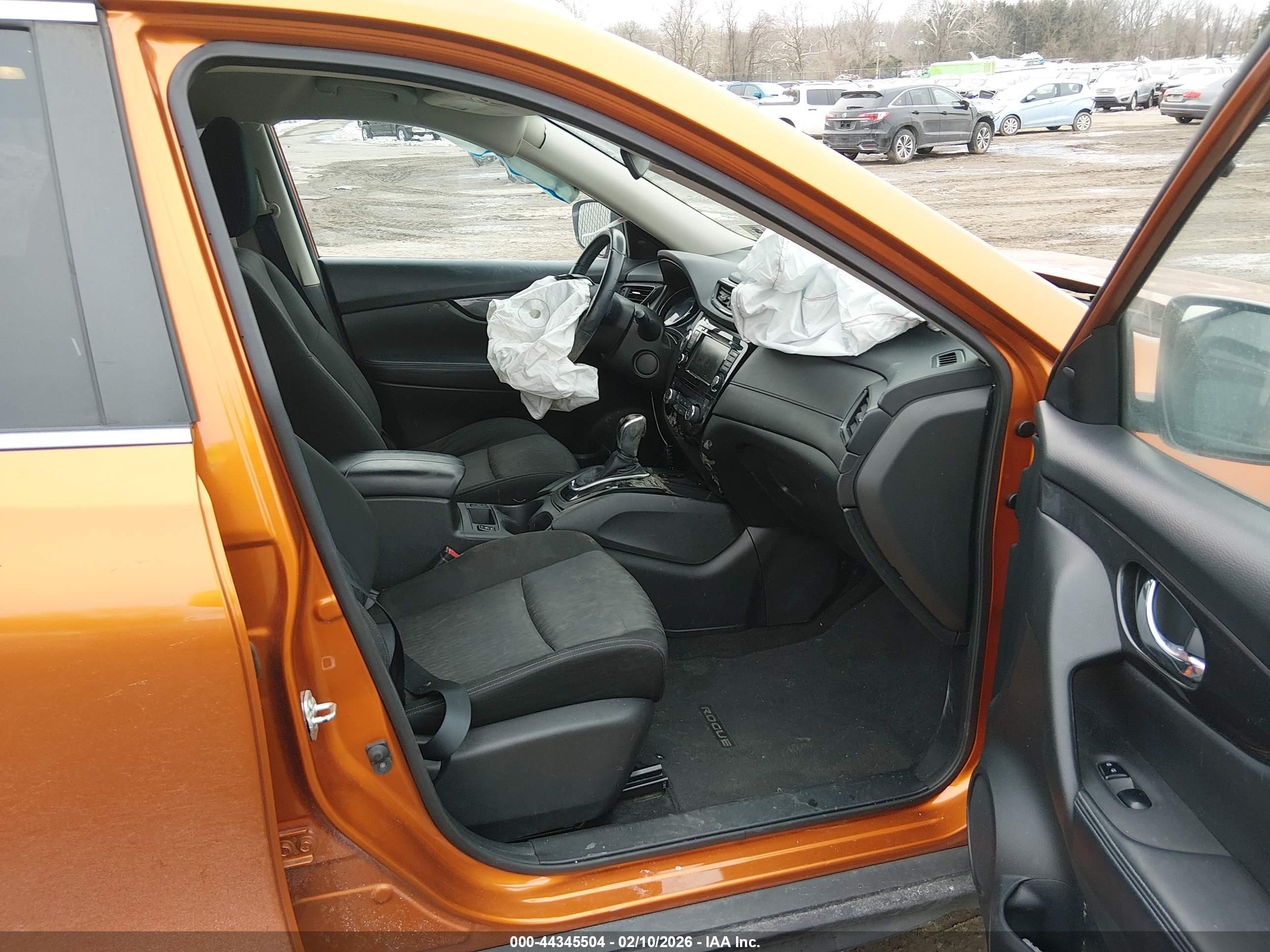 NISSAN ROGUE image 5
