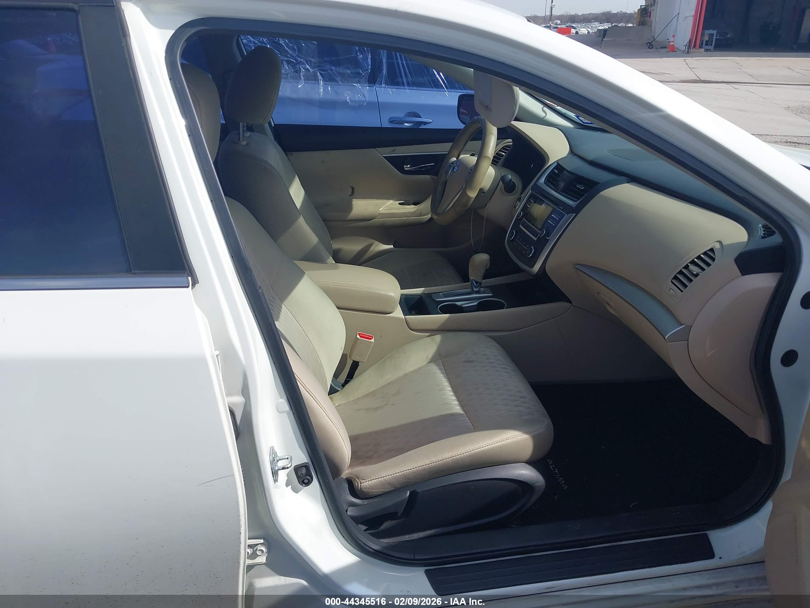 NISSAN ALTIMA image 5