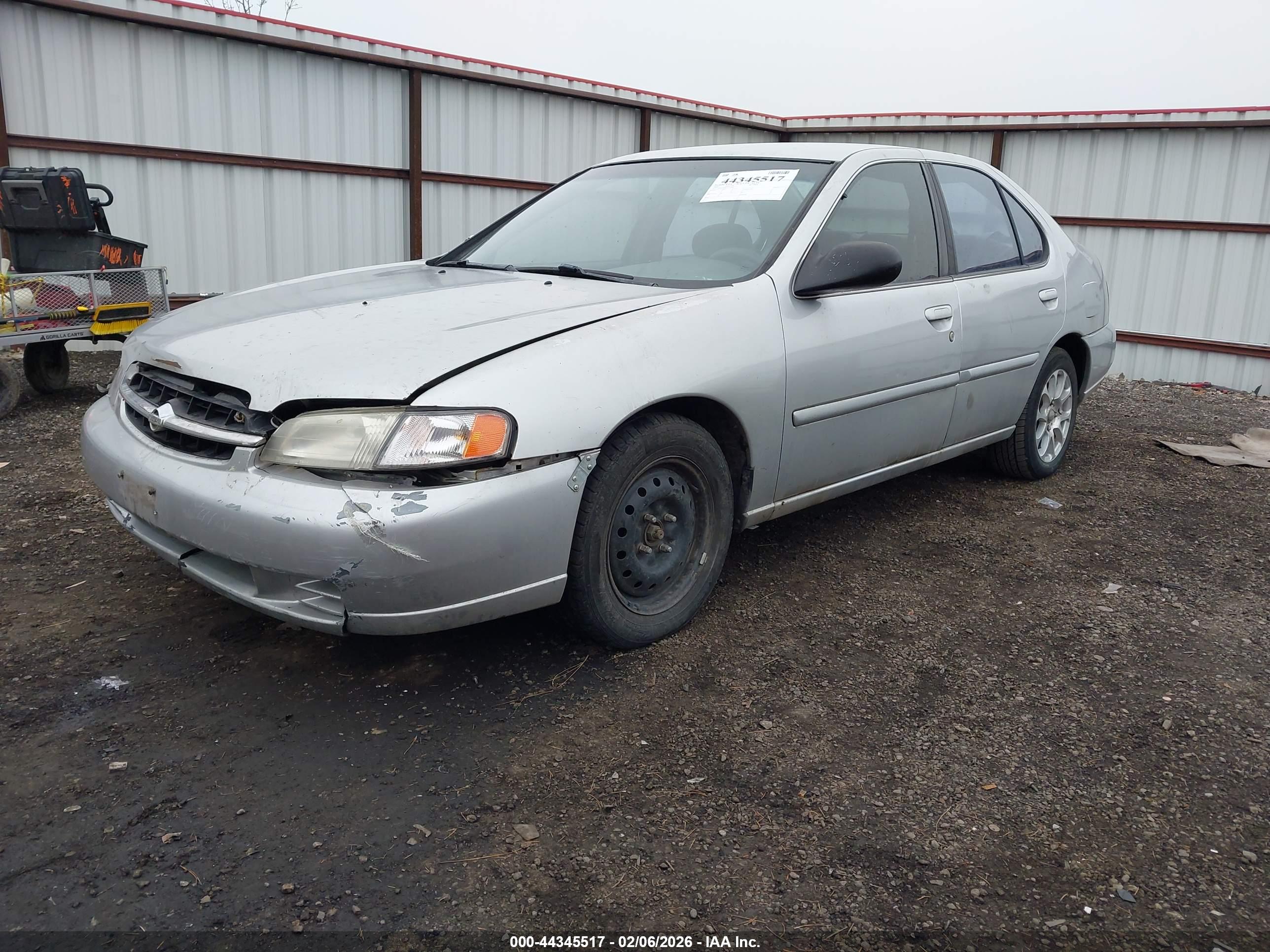 NISSAN ALTIMA image 2