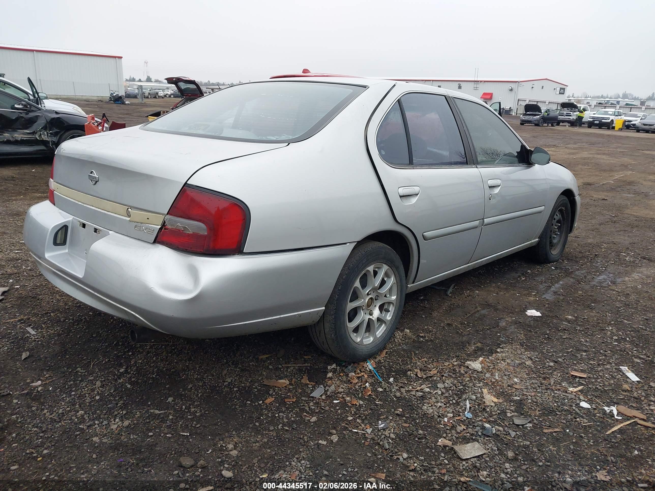 NISSAN ALTIMA image 4