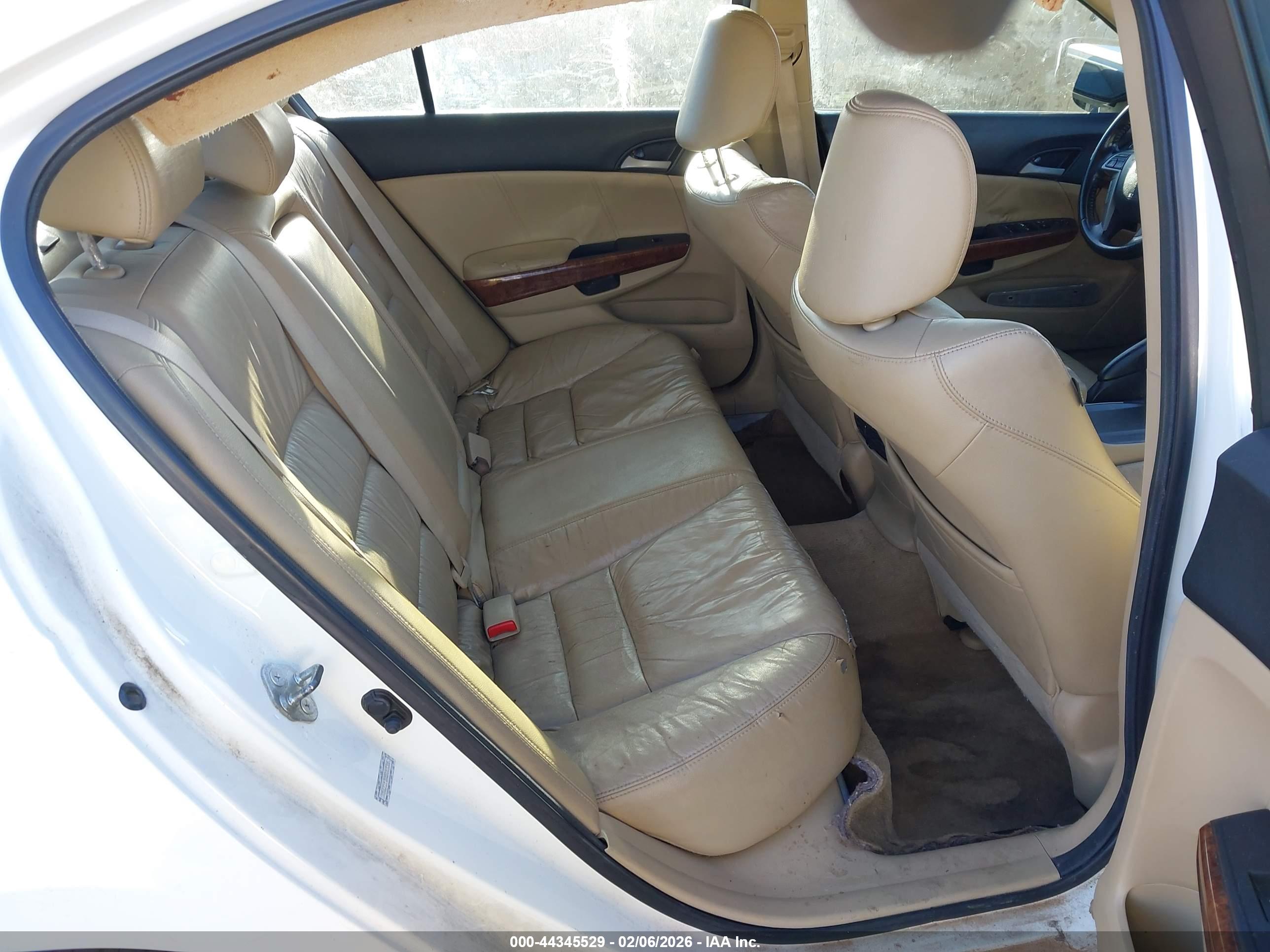 HONDA ACCORD image 8