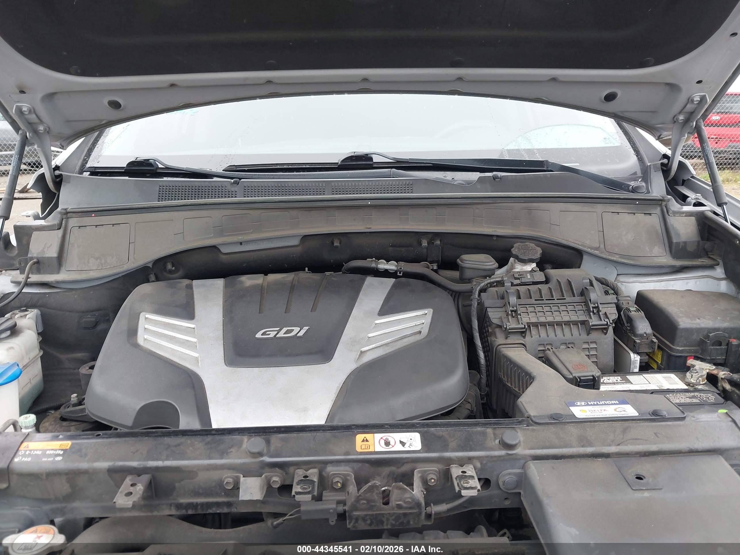 HYUNDAI SANTA image 10