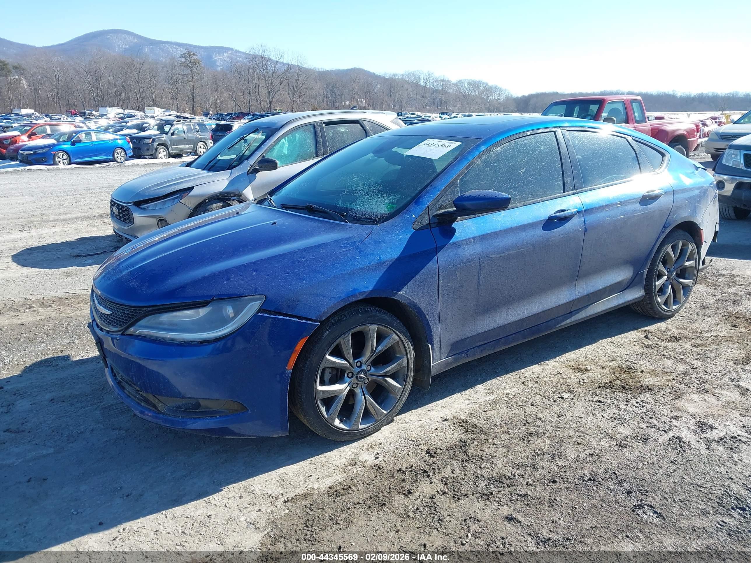 CHRYSLER 200 image 2