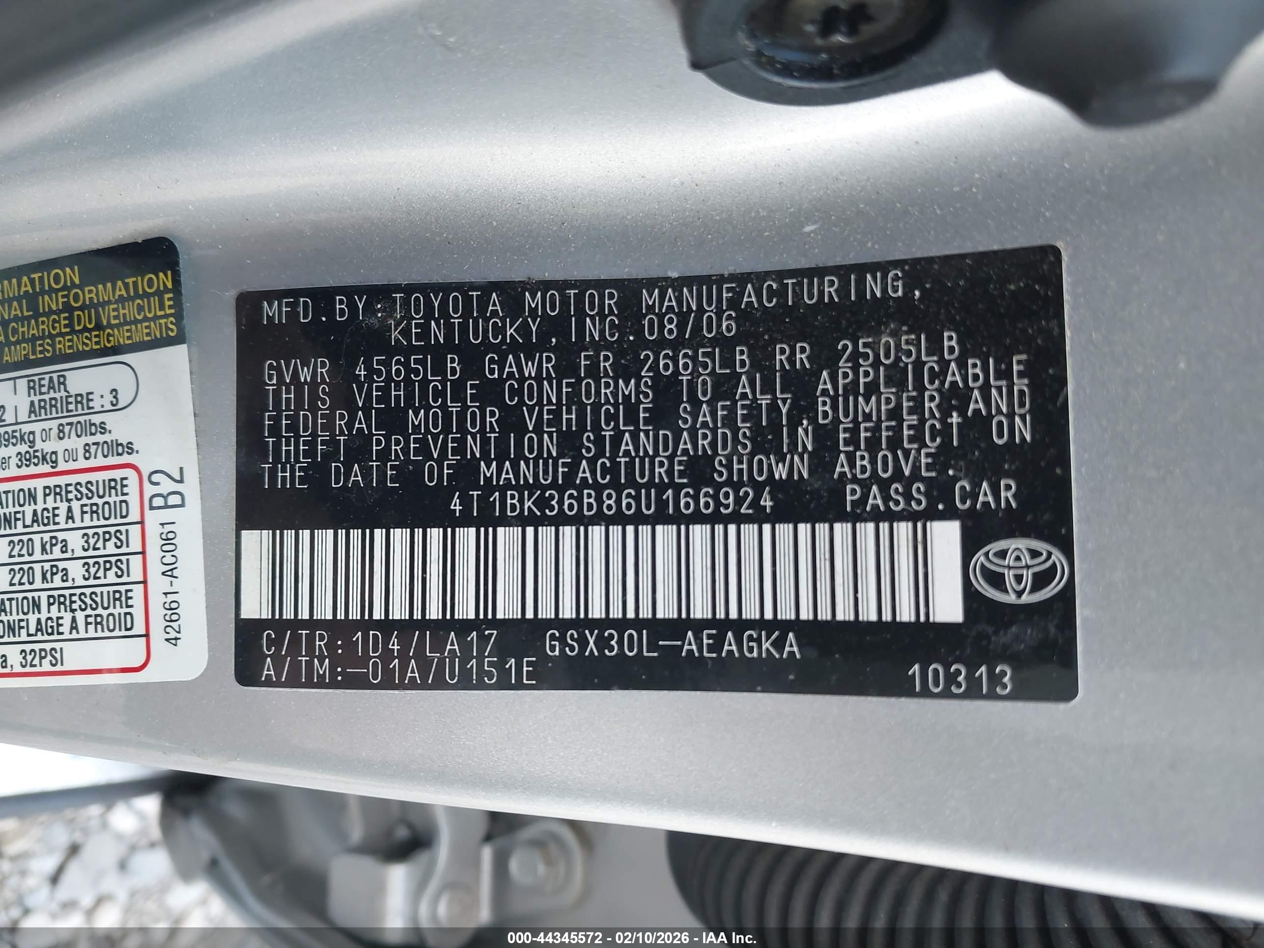 TOYOTA AVALON image 9