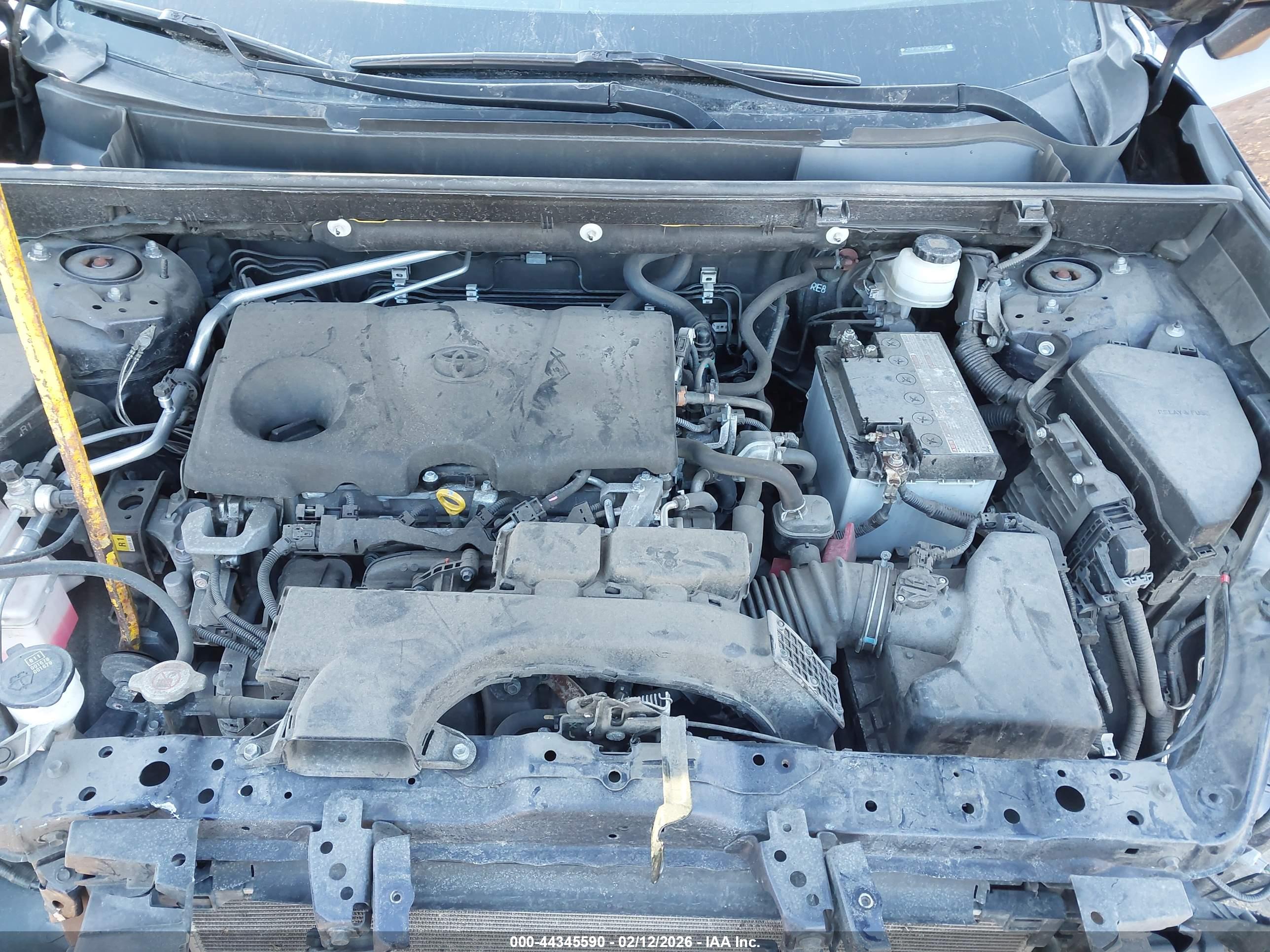 TOYOTA RAV4 image 10