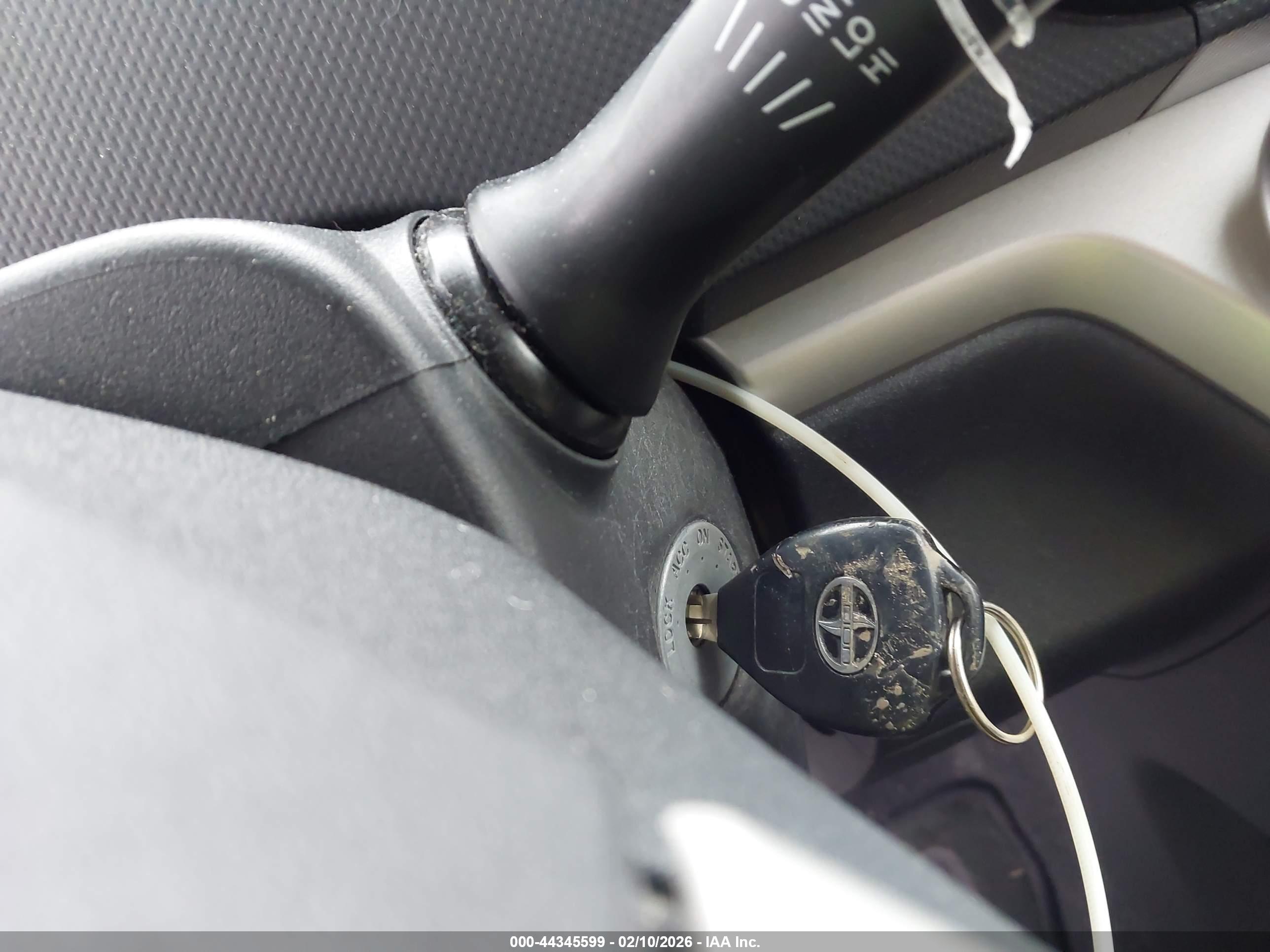 SCION XB image 11