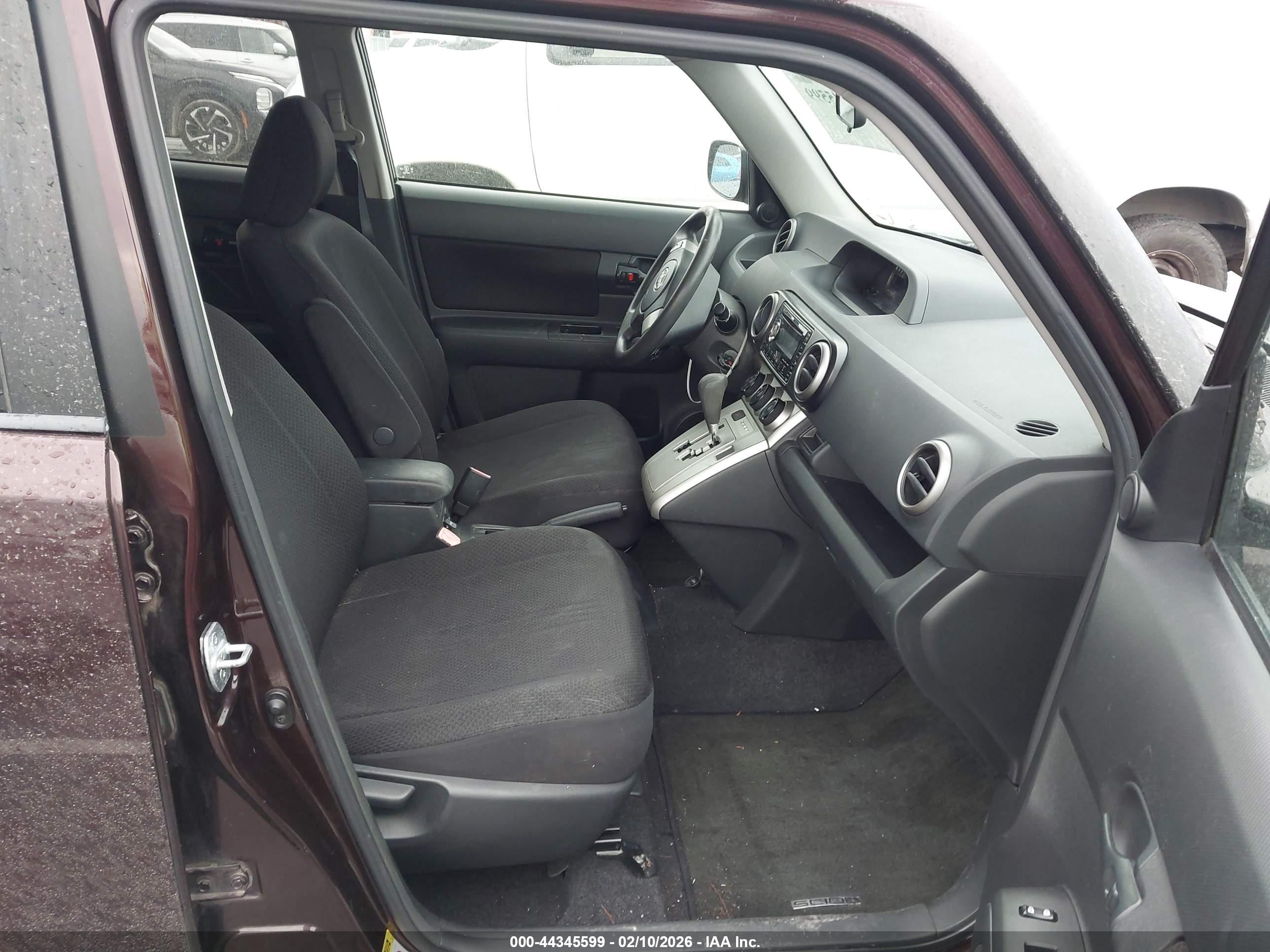 SCION XB image 5