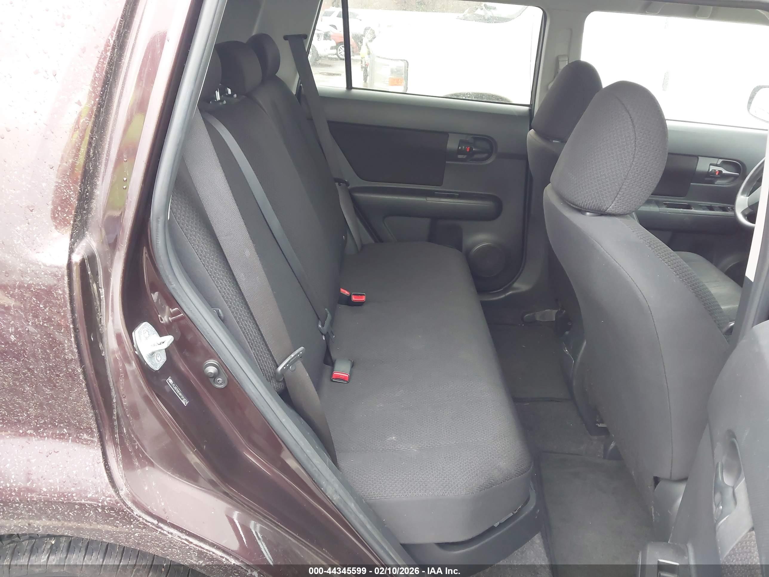 SCION XB image 8