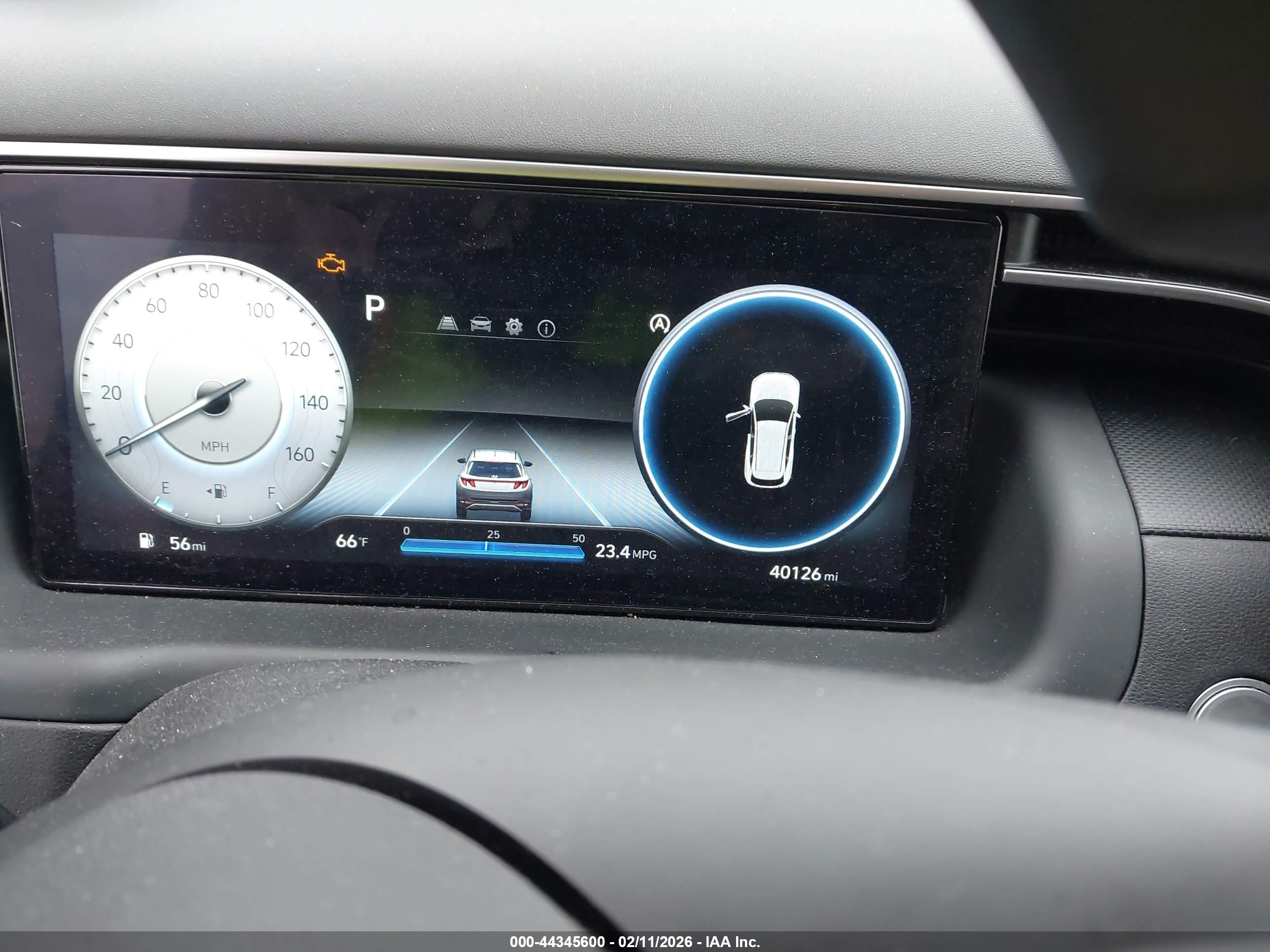 HYUNDAI TUCSON image 7