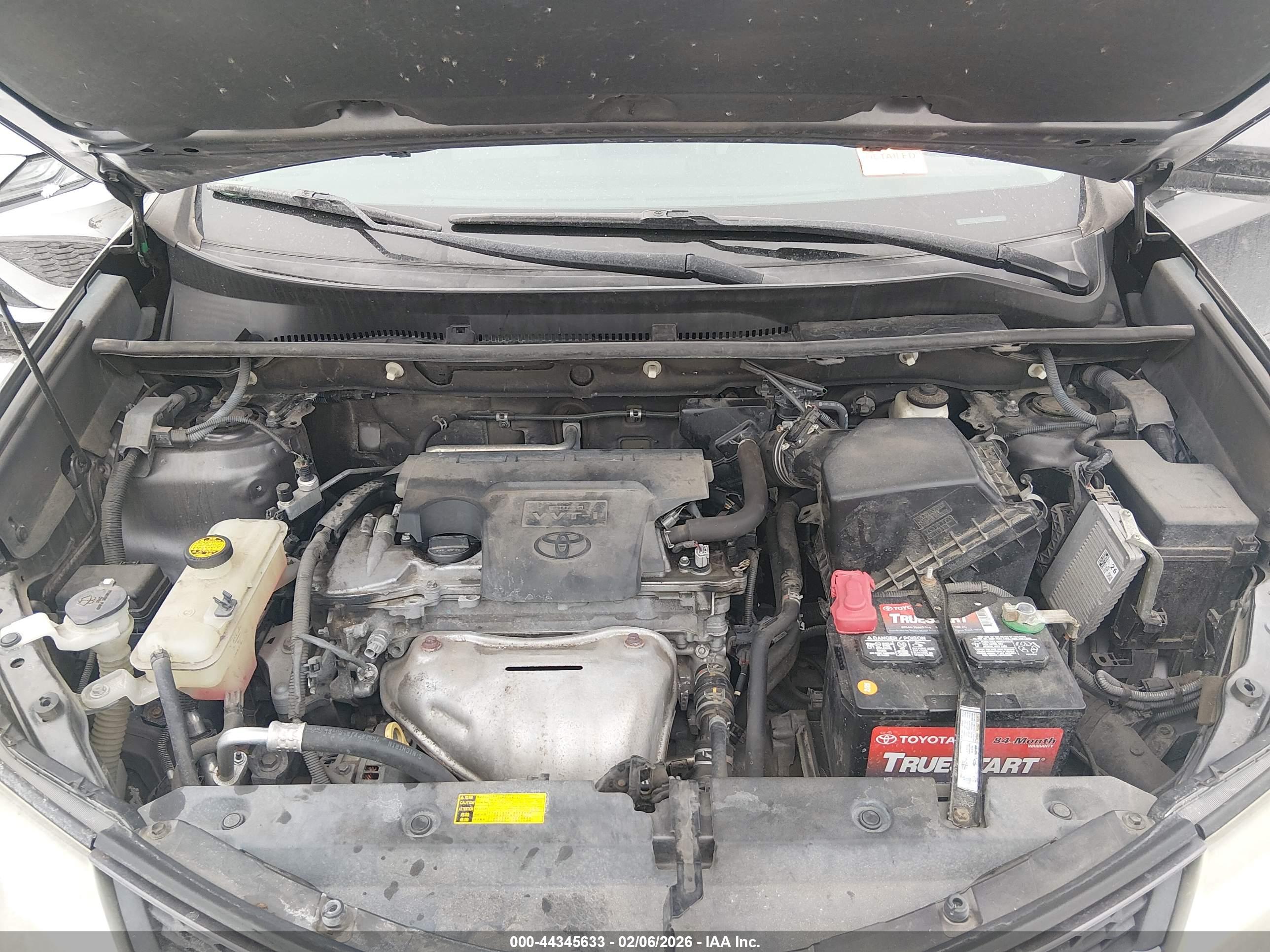 TOYOTA RAV4 image 10