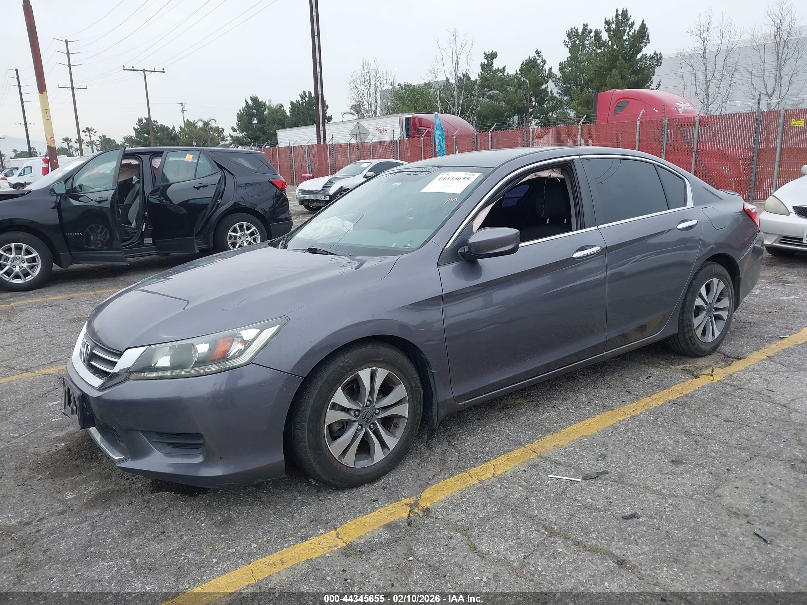 HONDA ACCORD image 2