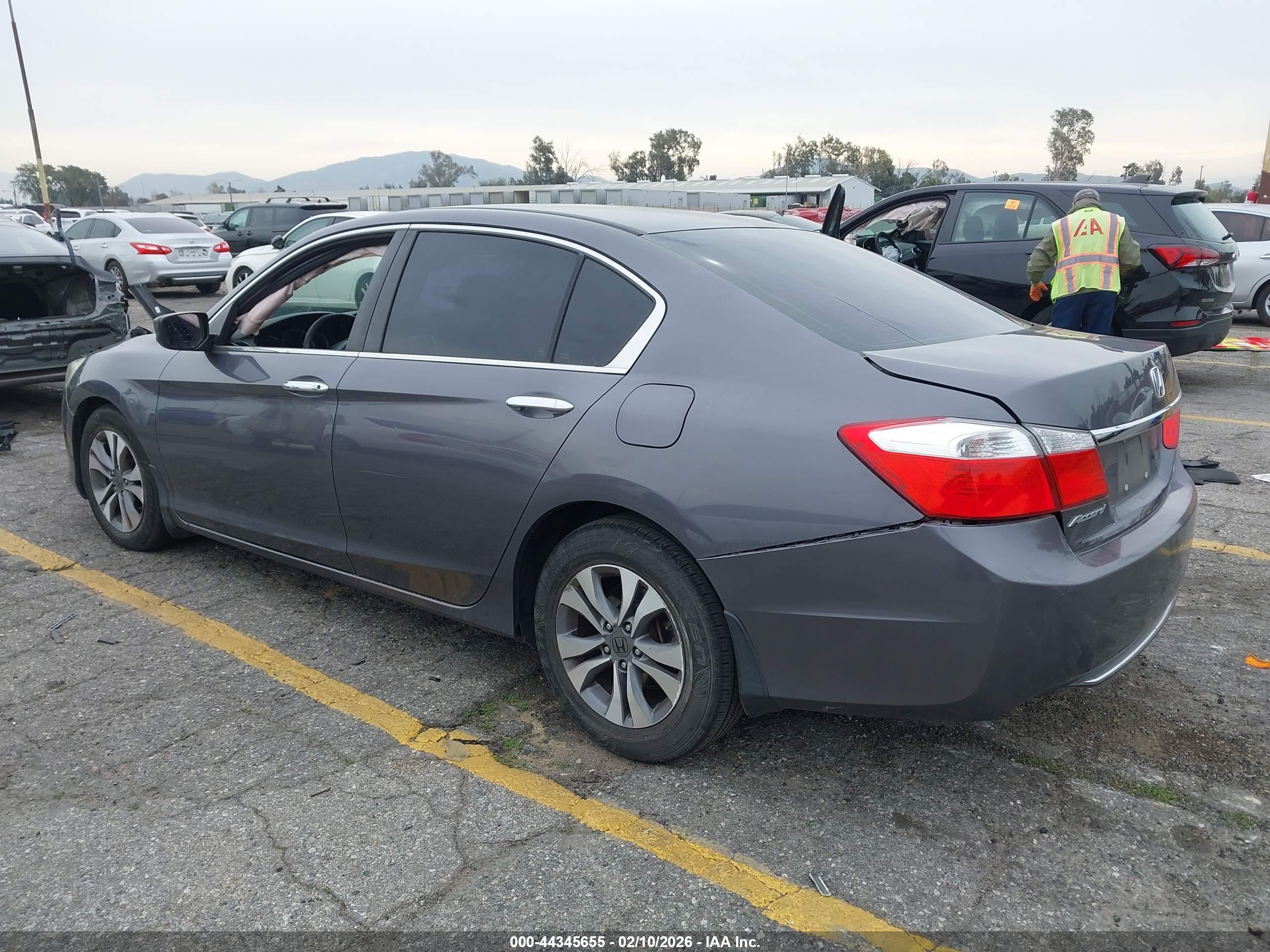 HONDA ACCORD image 3