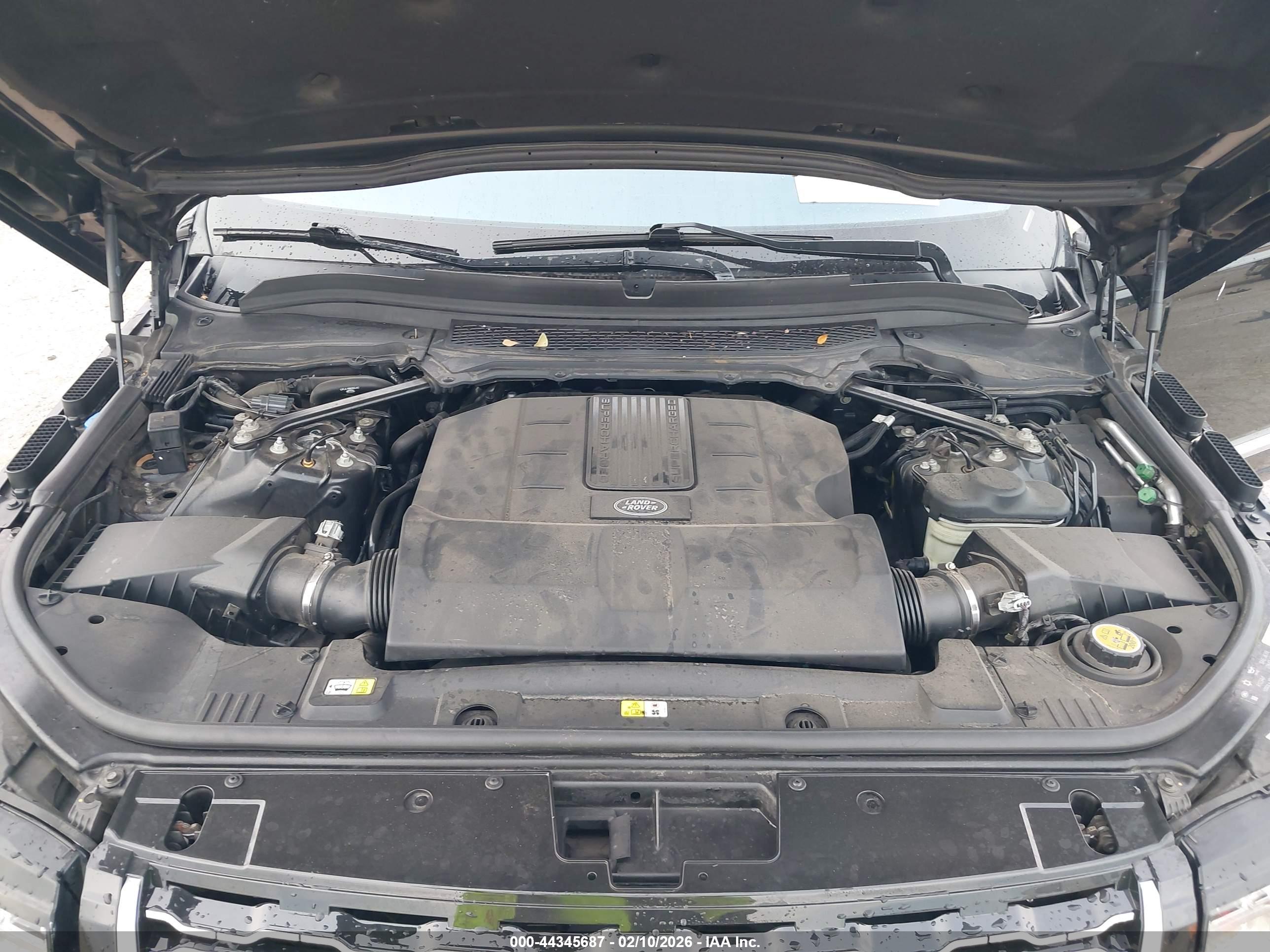 LAND ROVER image 10