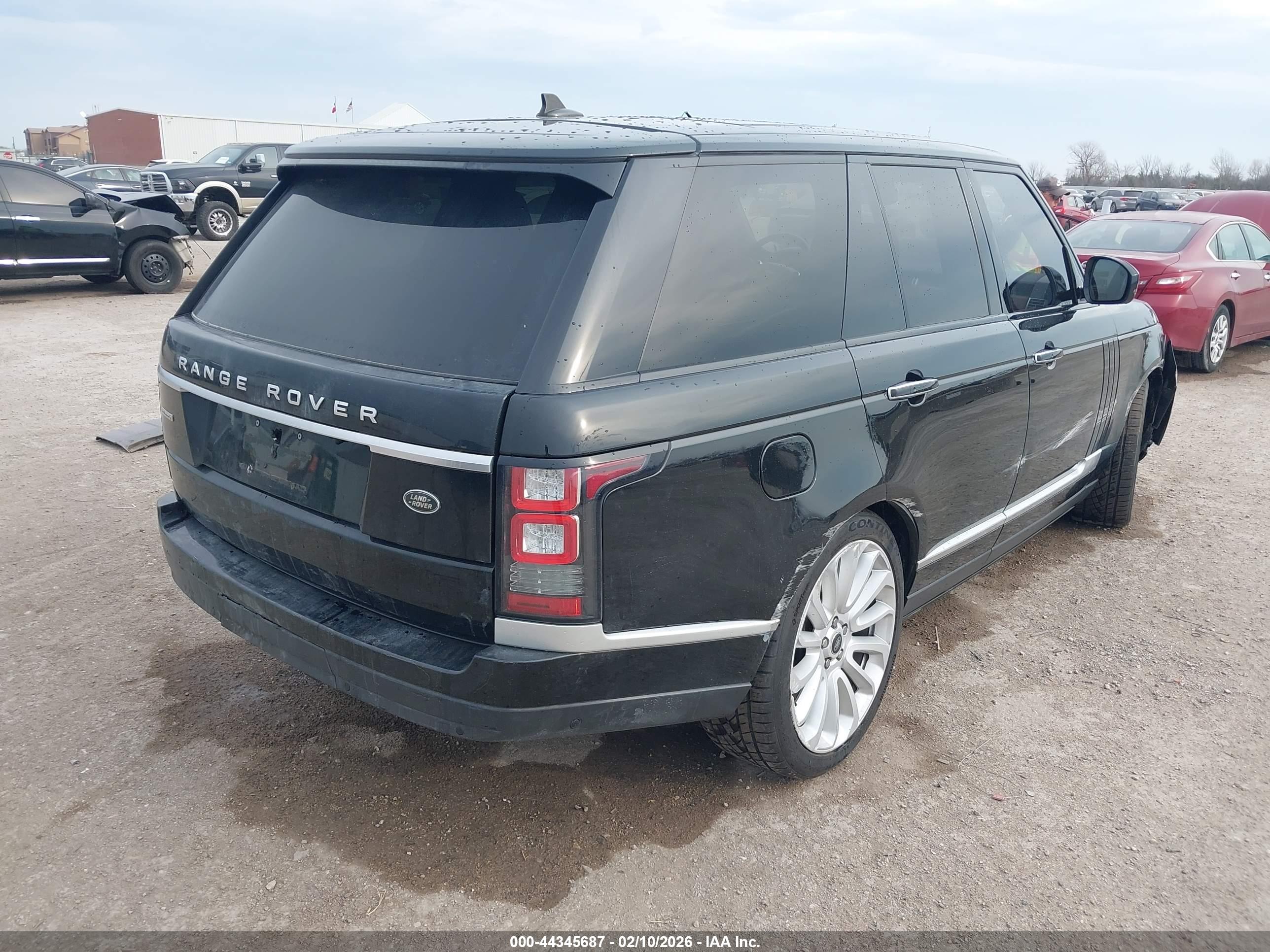 LAND ROVER image 4