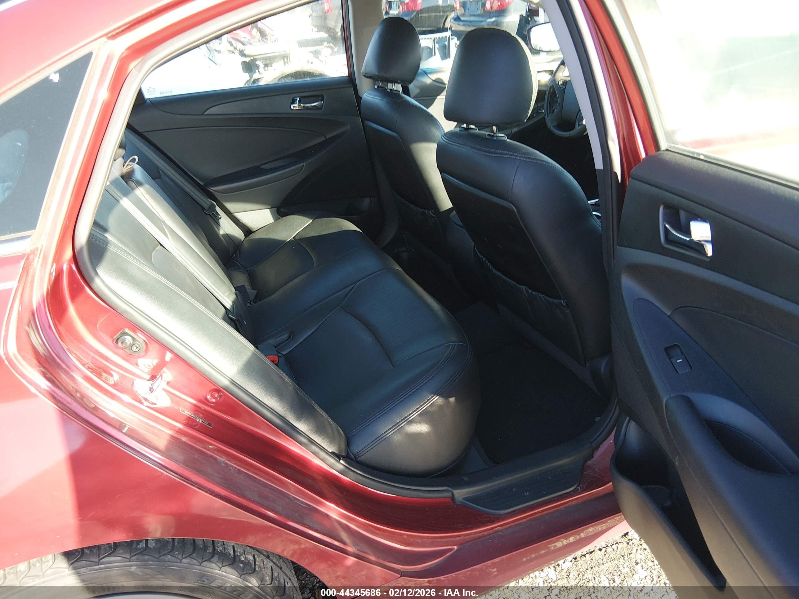 HYUNDAI SONATA image 8